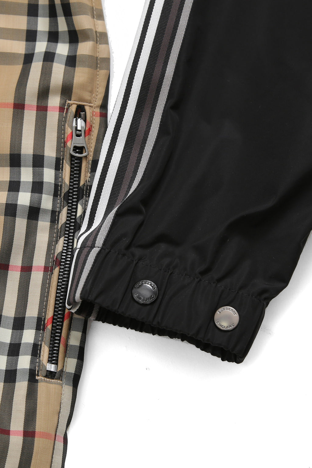 美品 BURBERRY バーバリー / チェックパネル シェイプメモリー タフタ フーデッド ジャケット size M (BGE x BLK) マウンテンパーカー