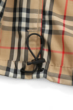 美品 BURBERRY バーバリー / チェックパネル シェイプメモリー タフタ フーデッド ジャケット size M (BGE x BLK) マウンテンパーカー