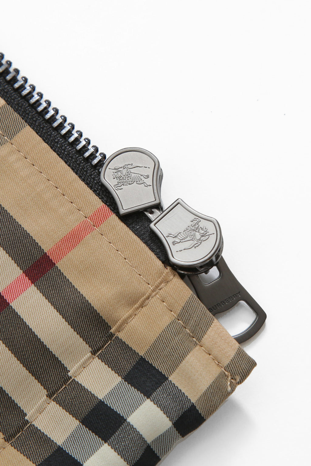 美品 BURBERRY バーバリー / チェックパネル シェイプメモリー タフタ フーデッド ジャケット size M (BGE x BLK) マウンテンパーカー
