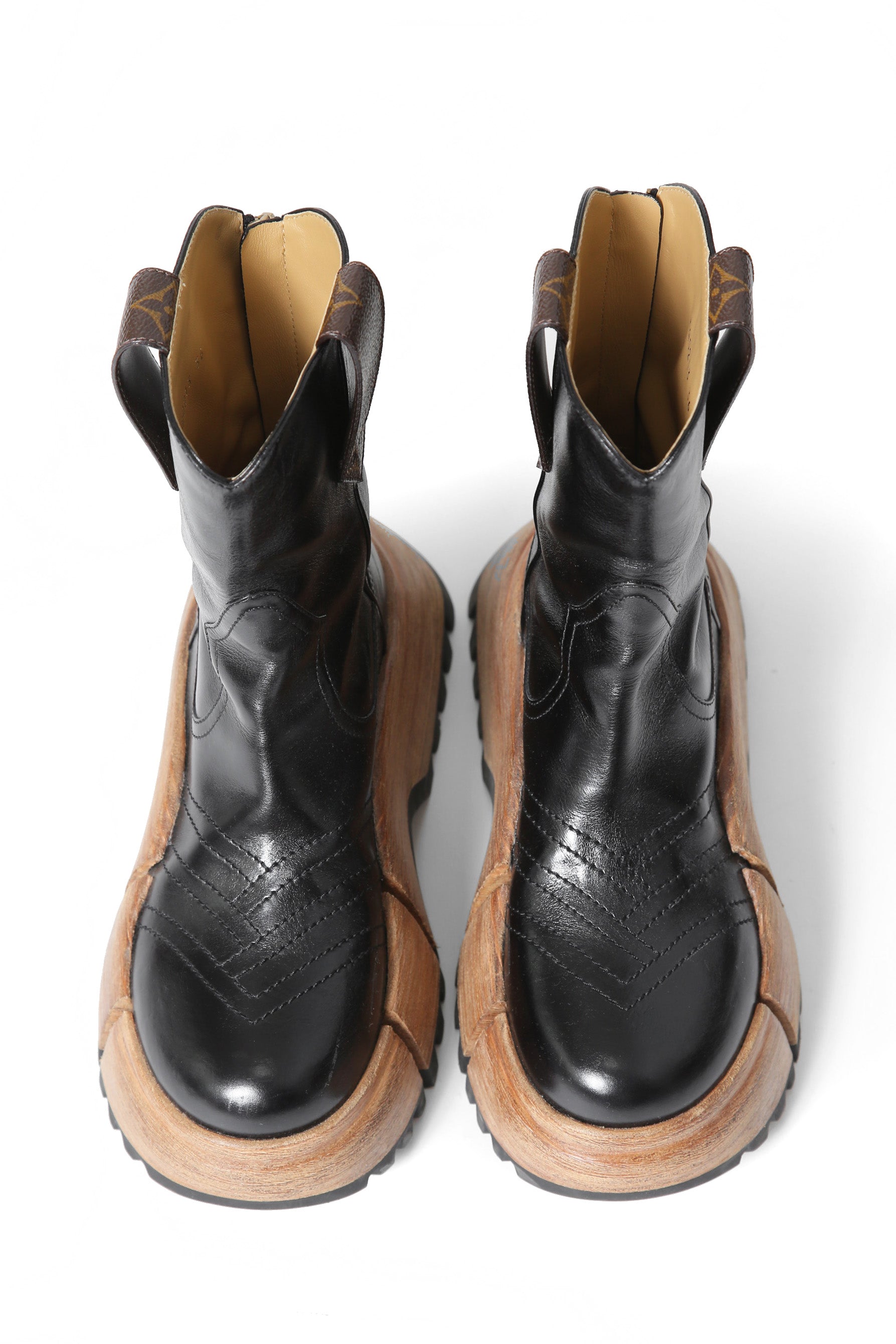美品 23SS / LOUIS VUITTON ルイヴィトン / LVズーム プラットフォーム アンクルブーツ / 1ABGRW / size 39 (23cm) BLACK モノグラム