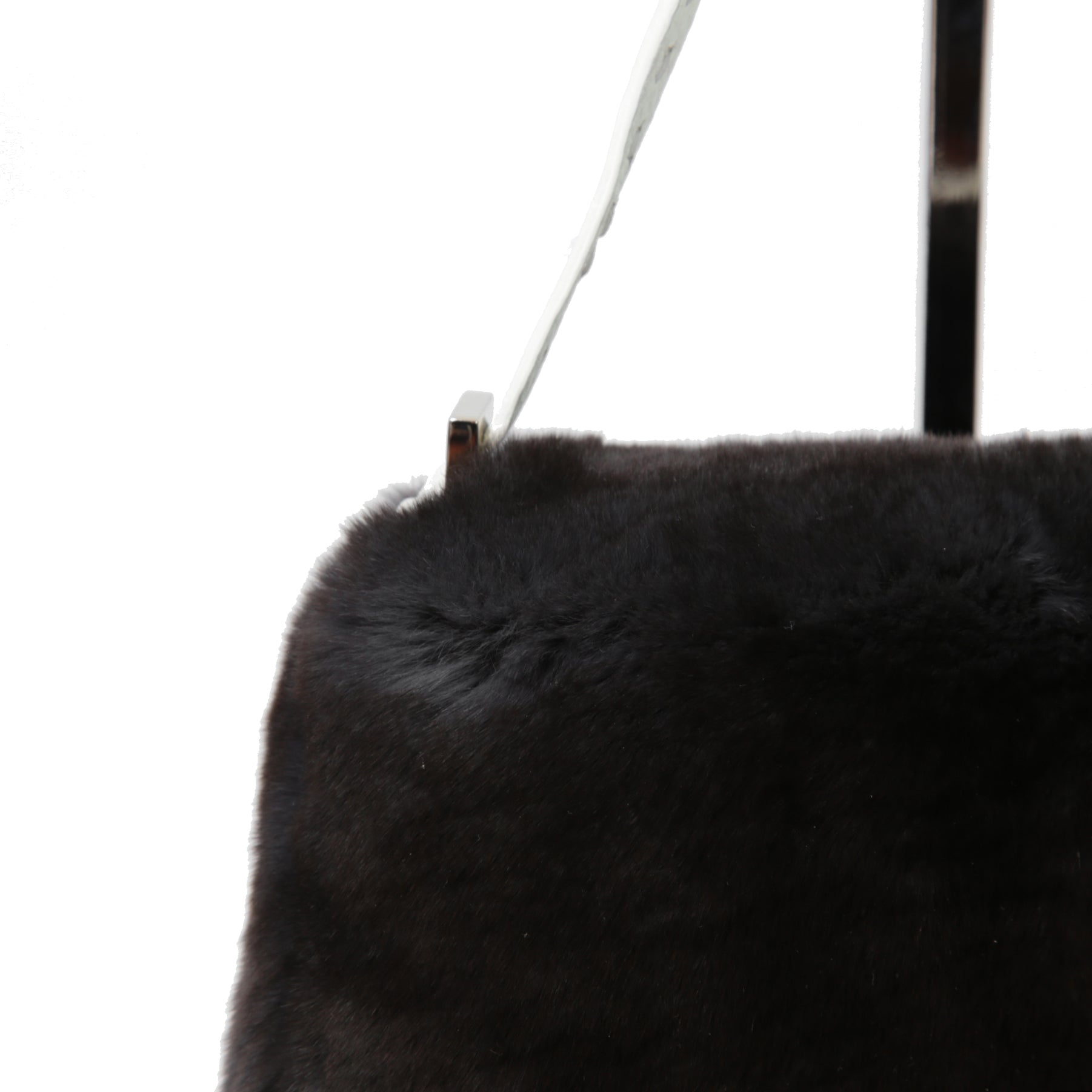 FENDI フェンディ / Mamma Baguette Selleria マンマ バゲット セレリア / ワンショルダーバッグ / ミンクファー ローマ レザー（牛革） / BLACK x WHITE