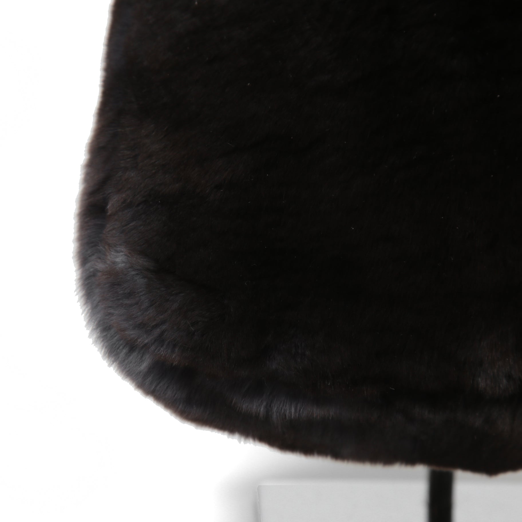 FENDI フェンディ / Mamma Baguette Selleria マンマ バゲット セレリア / ワンショルダーバッグ / ミンクファー ローマ レザー（牛革） / BLACK x WHITE
