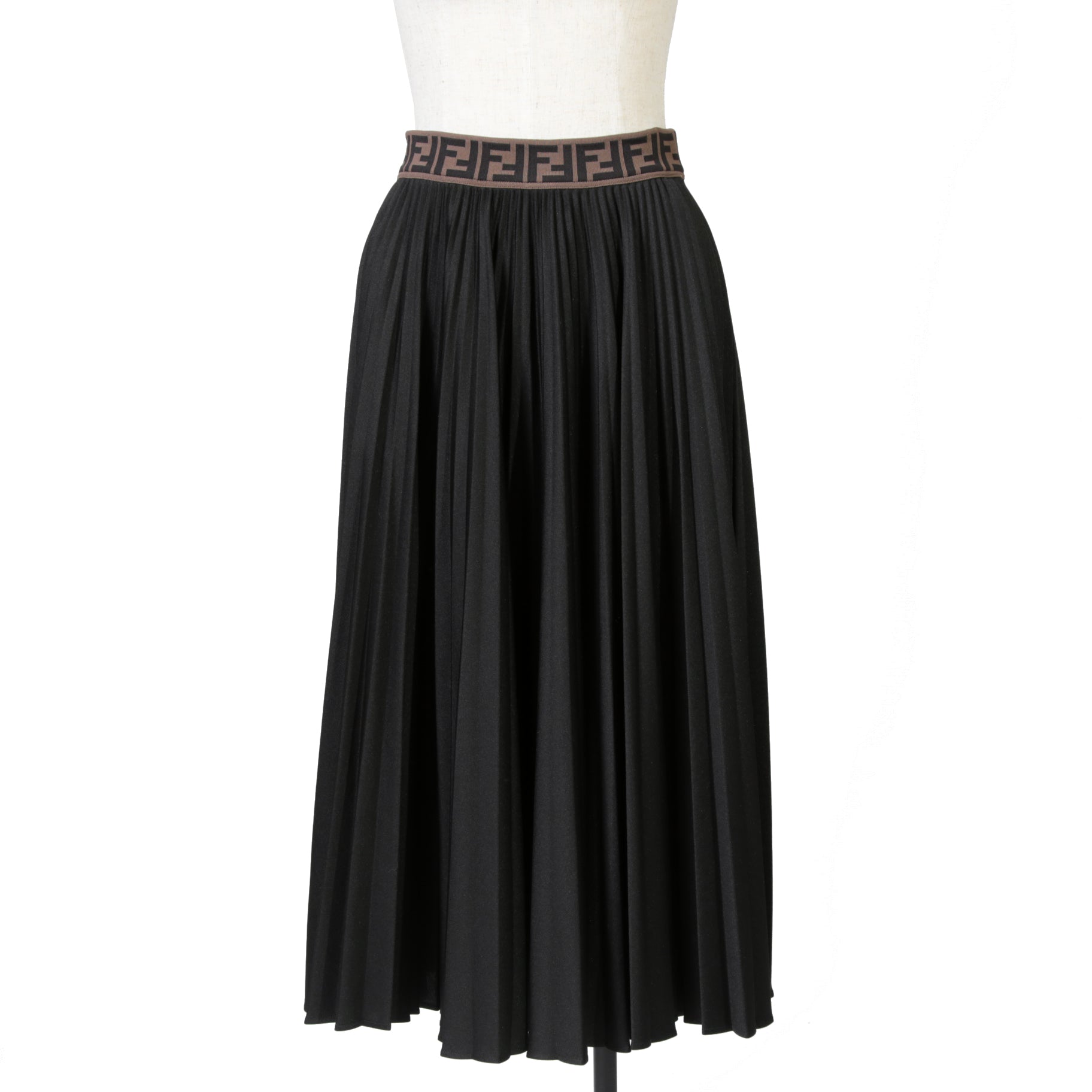 FENDI フェンディ / 美品 FF柄 プリーツスカート ブラック ズッカ / FQ7135 A5WC / size 40 (BLACK) レディース