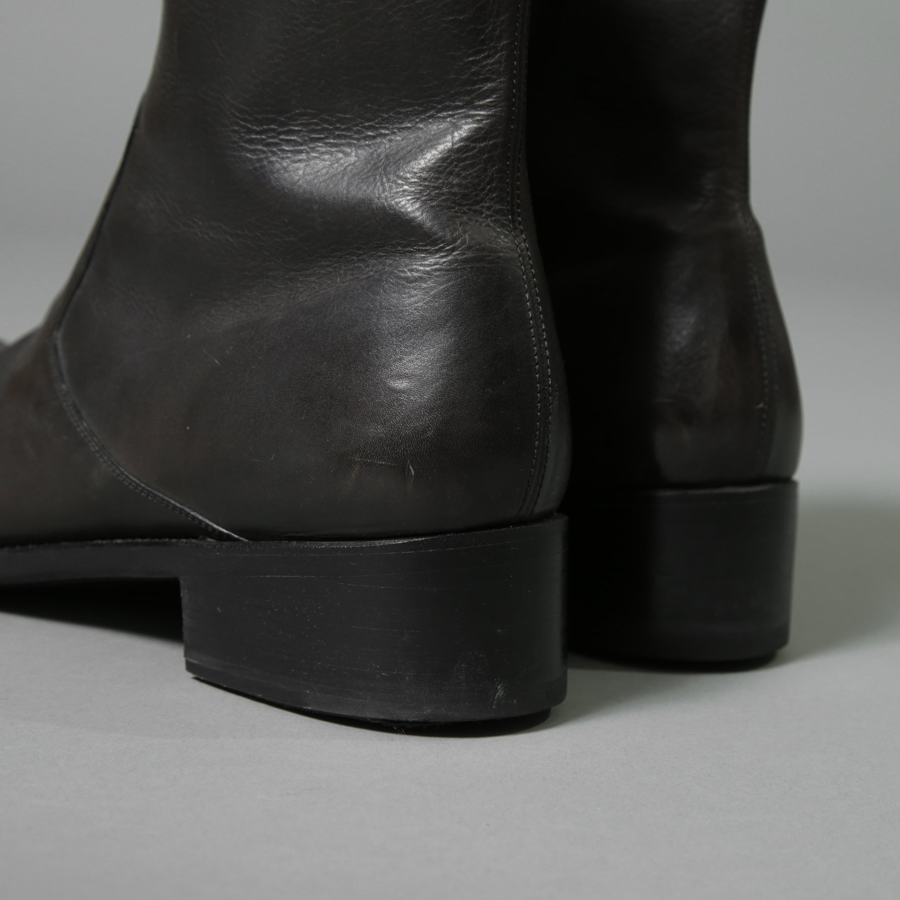 希少 イサムカタヤマ バックラッシュ THE LINE × WHITEFLAGS コラボ / アッパークロコ JPカーフ サイドジップブーツ/ 28cm (ダークブラウン) シューズ