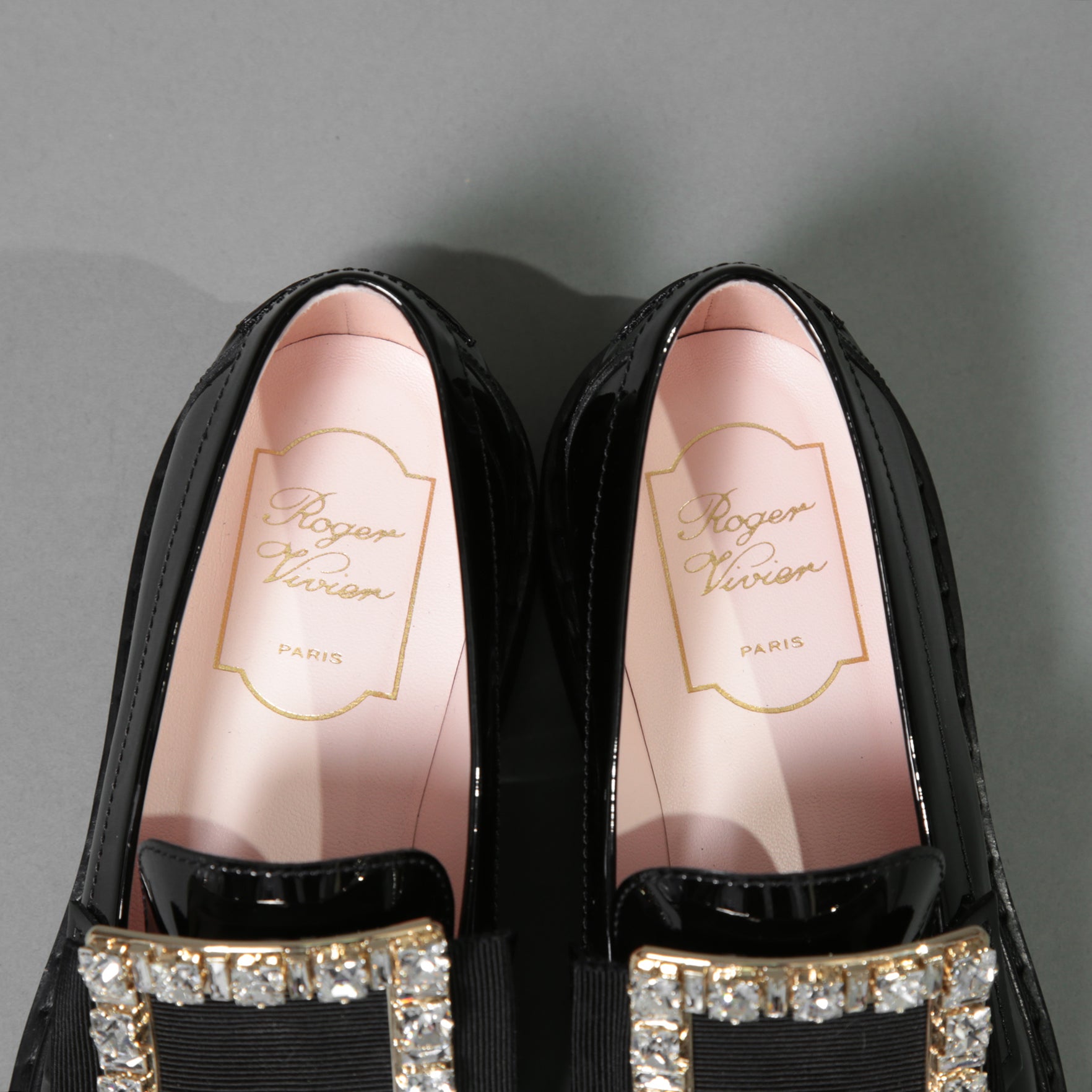 Roger Vivier ロジェヴィヴィエ  / 美品 ヴィヴ レンジャー パテントレザー / ローファー / size 22.5cm (BLACK) シューズ レディース