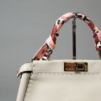 FENDI フェンディ / 美品 selleriaセレリア ピーカブー ミディアム  / カーフレザー / スカーフ付き / クリーム x グレー x ピンク x ゴールド（金具）