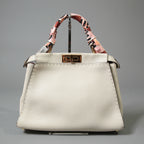 FENDI フェンディ / 美品 selleriaセレリア ピーカブー ミディアム  / カーフレザー / スカーフ付き / クリーム x グレー x ピンク x ゴールド（金具）