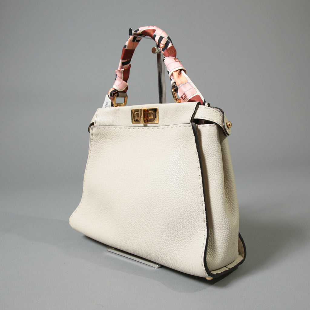 FENDI フェンディ / 美品 selleriaセレリア ピーカブー ミディアム  / カーフレザー / スカーフ付き / クリーム x グレー x ピンク x ゴールド（金具）