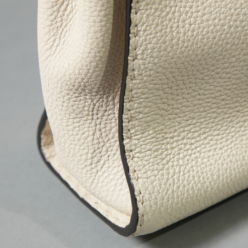 FENDI フェンディ / 美品 selleriaセレリア ピーカブー ミディアム  / カーフレザー / スカーフ付き / クリーム x グレー x ピンク x ゴールド（金具）