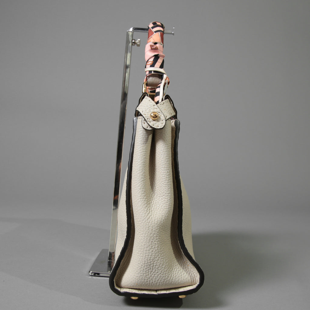 FENDI フェンディ / selleriaセレリア ピーカブー ミディアム  / カーフレザー / スカーフ付き / クリーム x グレー x ピンク x ゴールド（金具）