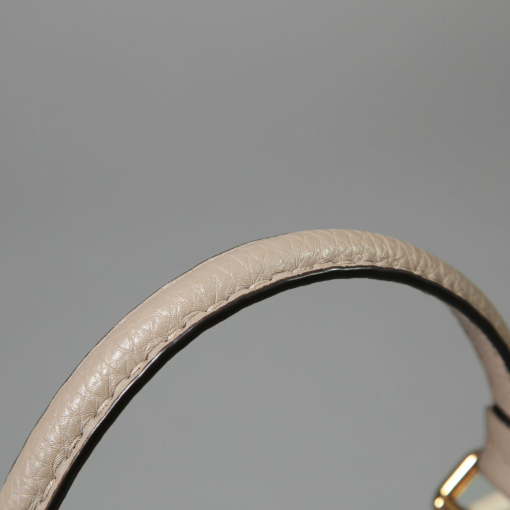 FENDI フェンディ / 美品 selleriaセレリア ピーカブー ミディアム  / カーフレザー / スカーフ付き / クリーム x グレー x ピンク x ゴールド（金具）