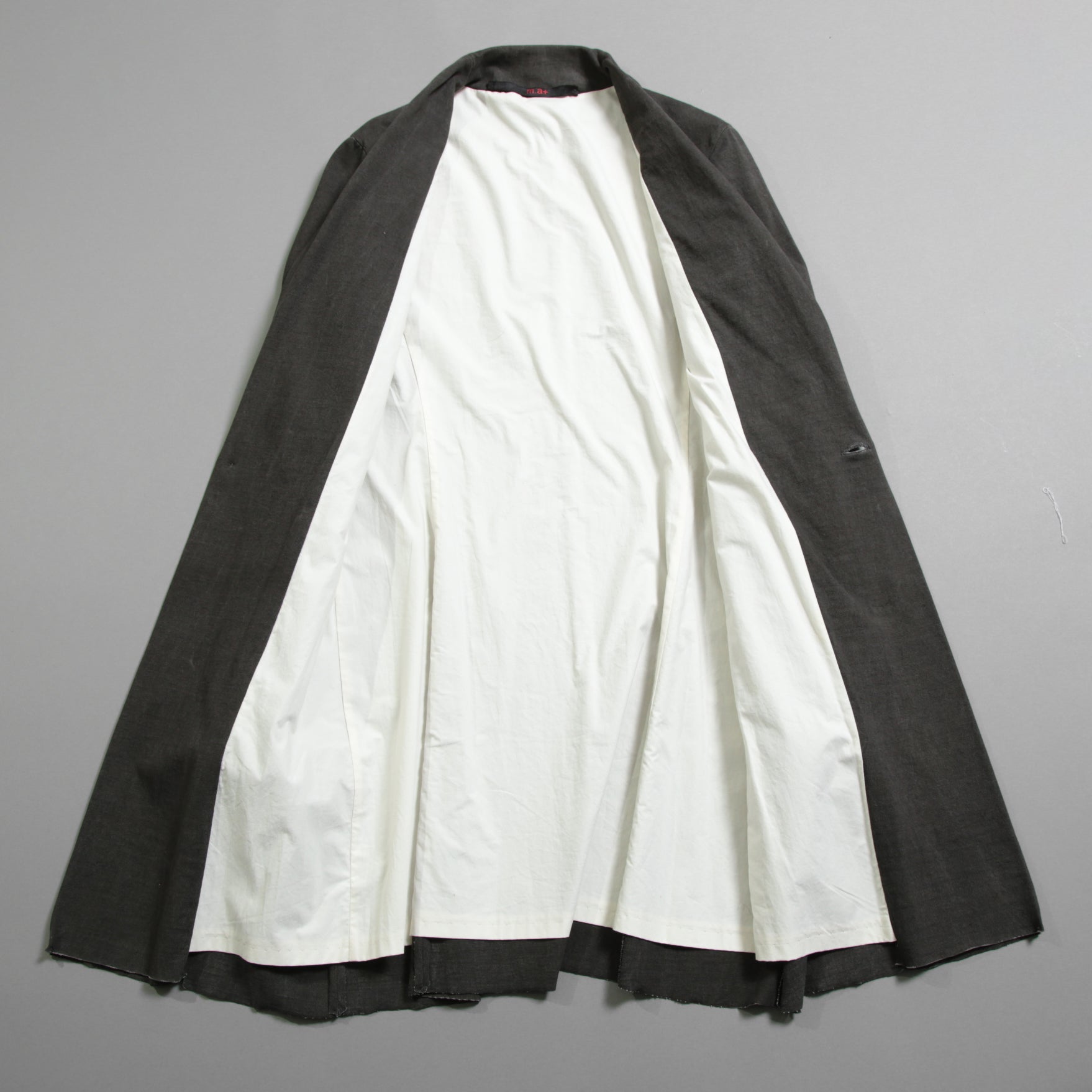 m.a + エムエークロス / 24SS 美品 チェスターコート / コットン ミディアム ジャージ / J120/VL-MJP1 / size 48 (CARBON) maurizio amadei ロングジャケット