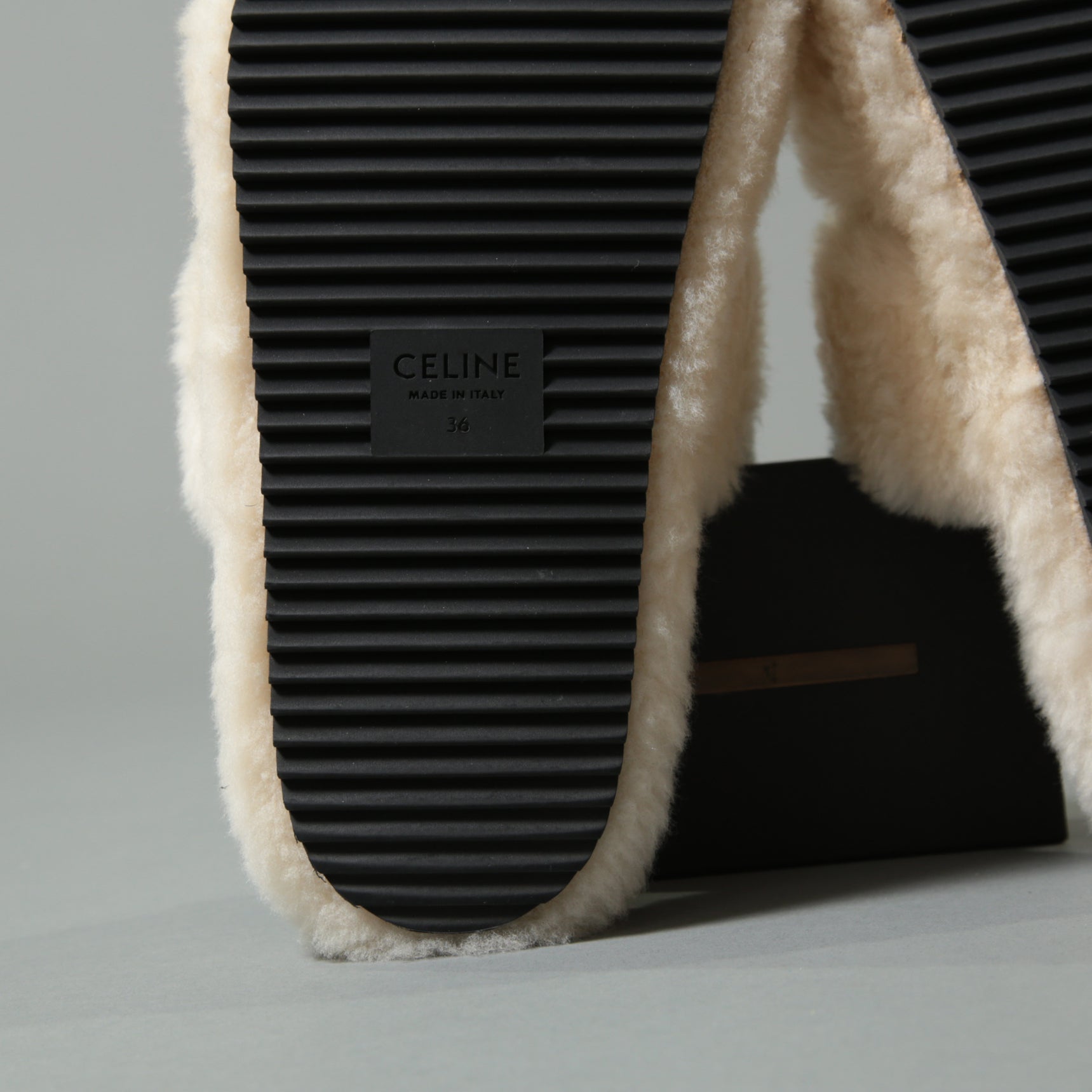 CELINE セリーヌ / SLIDES TRIOMPHE IN SHEARLING  スライド トリオンフ サンダル / ムートン / size 36 (23cm) IVORY