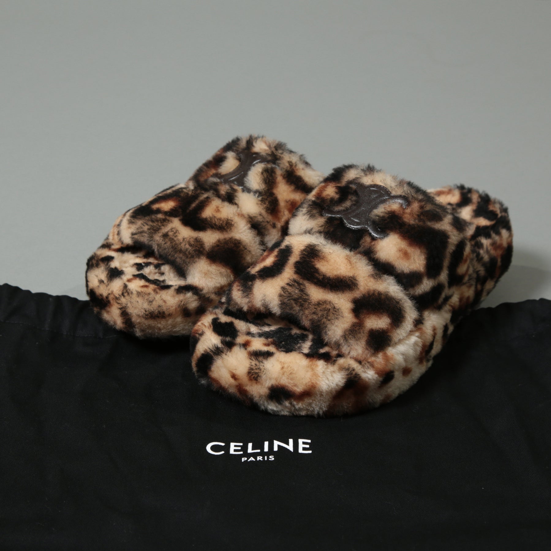 CELINE セリーヌ / 美品 SLIDES TRIOMPHE IN SHEARLING  スライド トリオンフ サンダル / ムートン / size 36 (23cm) レオパード シューズ