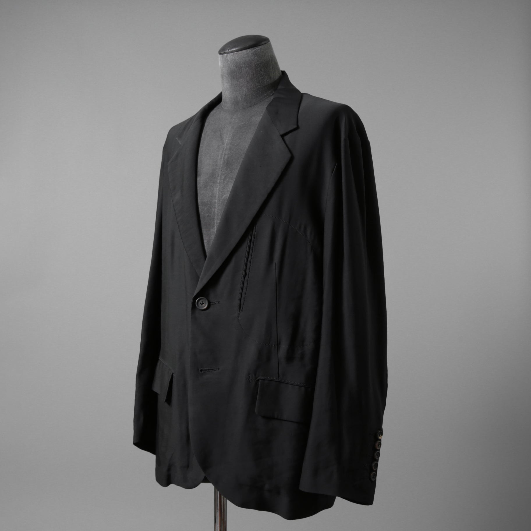 ZIGGY CHEN ジギーチェン / 24PRE FALL Classic Two Button Blazer / ジャケット / 0M2420910 / size 44 (BLACK)