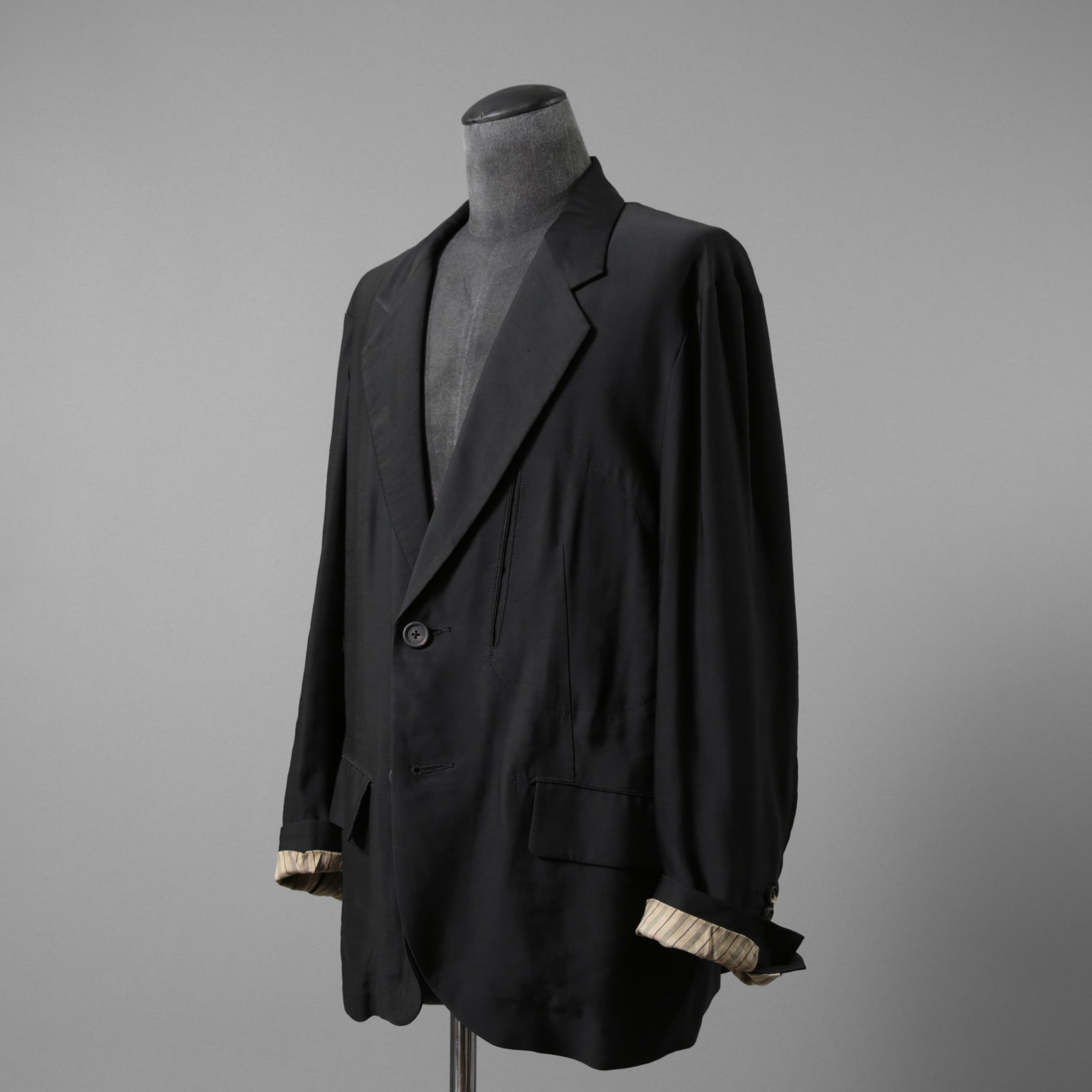 ZIGGY CHEN ジギーチェン / 24PRE FALL Classic Two Button Blazer / ジャケット / 0M2420910 / size 44 (BLACK)