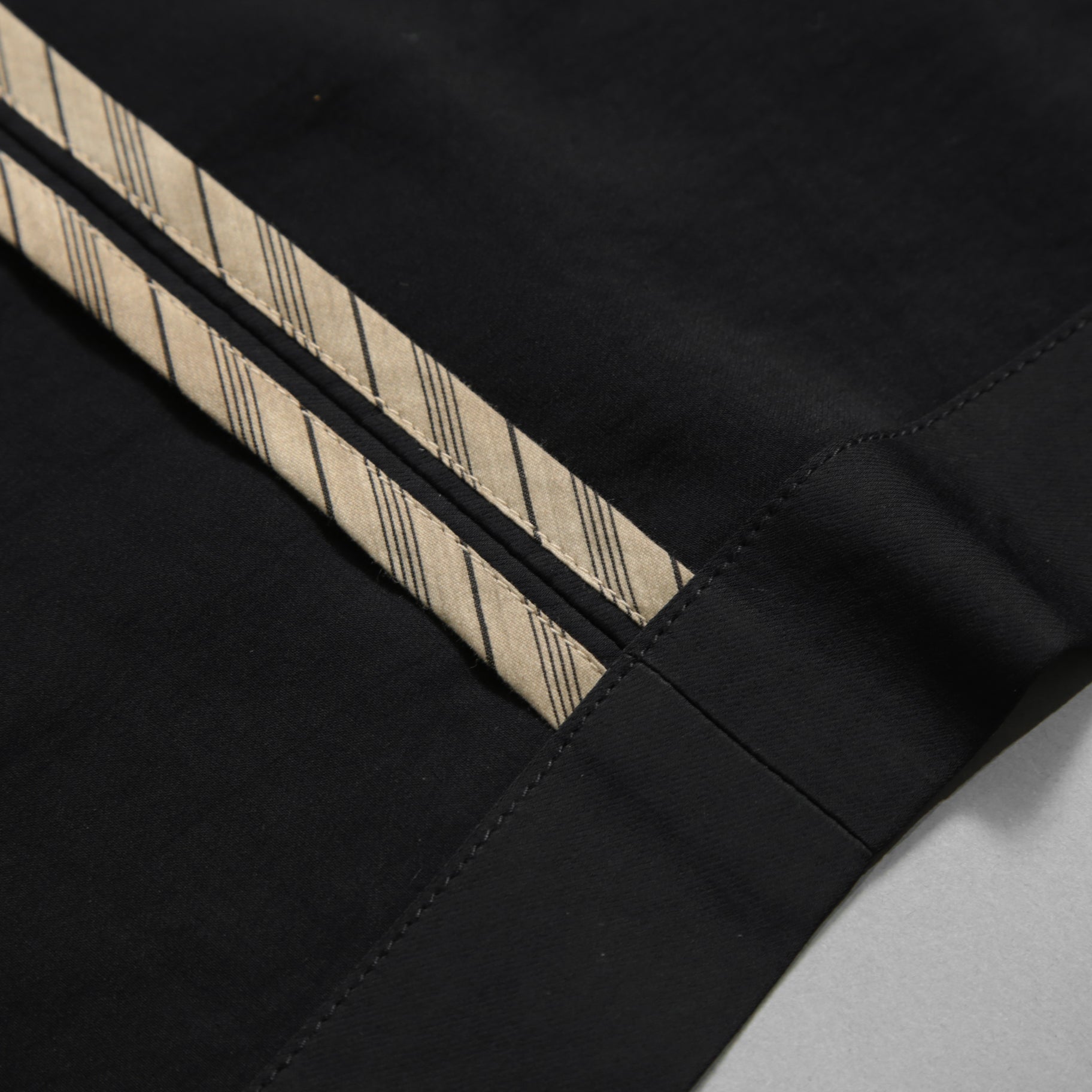 ZIGGY CHEN ジギーチェン / 24PRE FALL Classic Two Button Blazer / ジャケット / 0M2420910 / size 44 (BLACK)