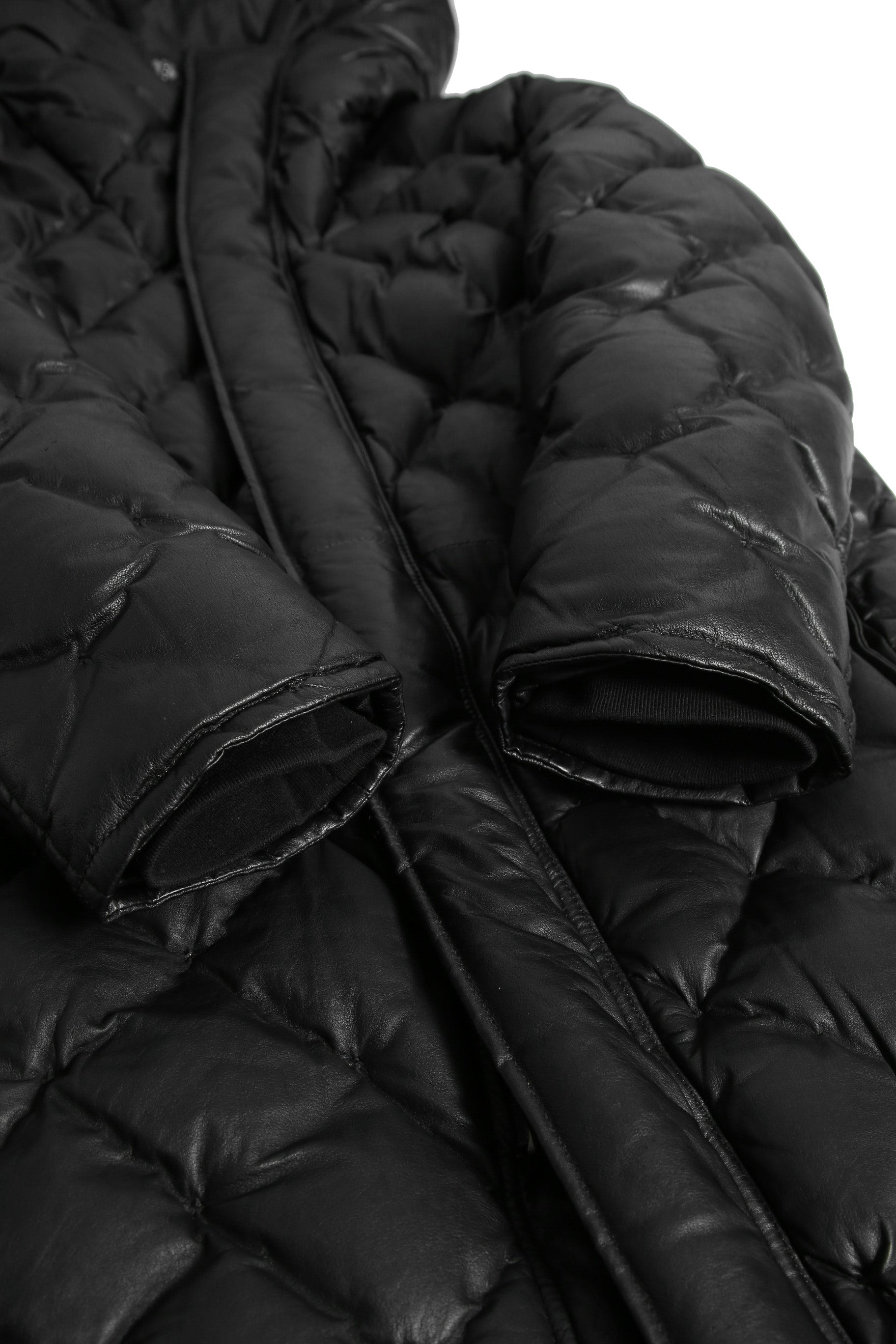 希少 新品 イサムカタヤマ バックラッシュ / HOODED DOWN COAT / KANGAROO + POLISH WHITE GOOSE / size XL (BLACK) レザー ダウン コート