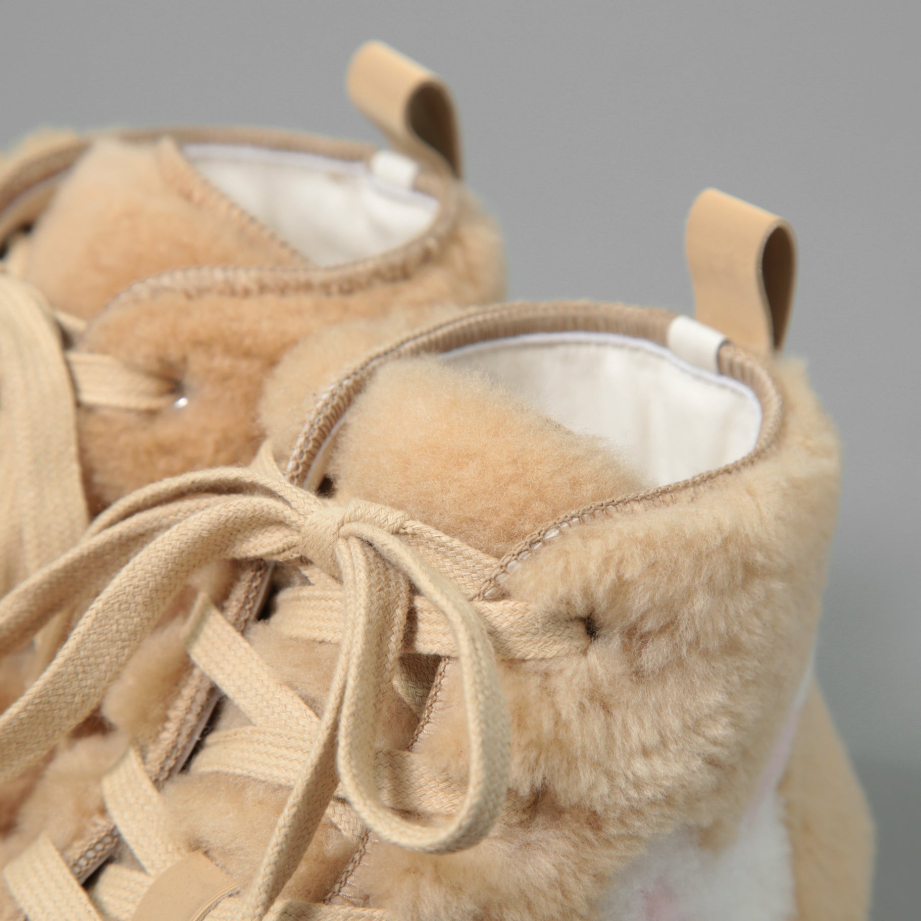 DIOR ディオール × ERL / 23SS ラビットモチーフ シアリング ボア ハイトップ スニーカー B23 / size 38 (BEIGE) シューズ