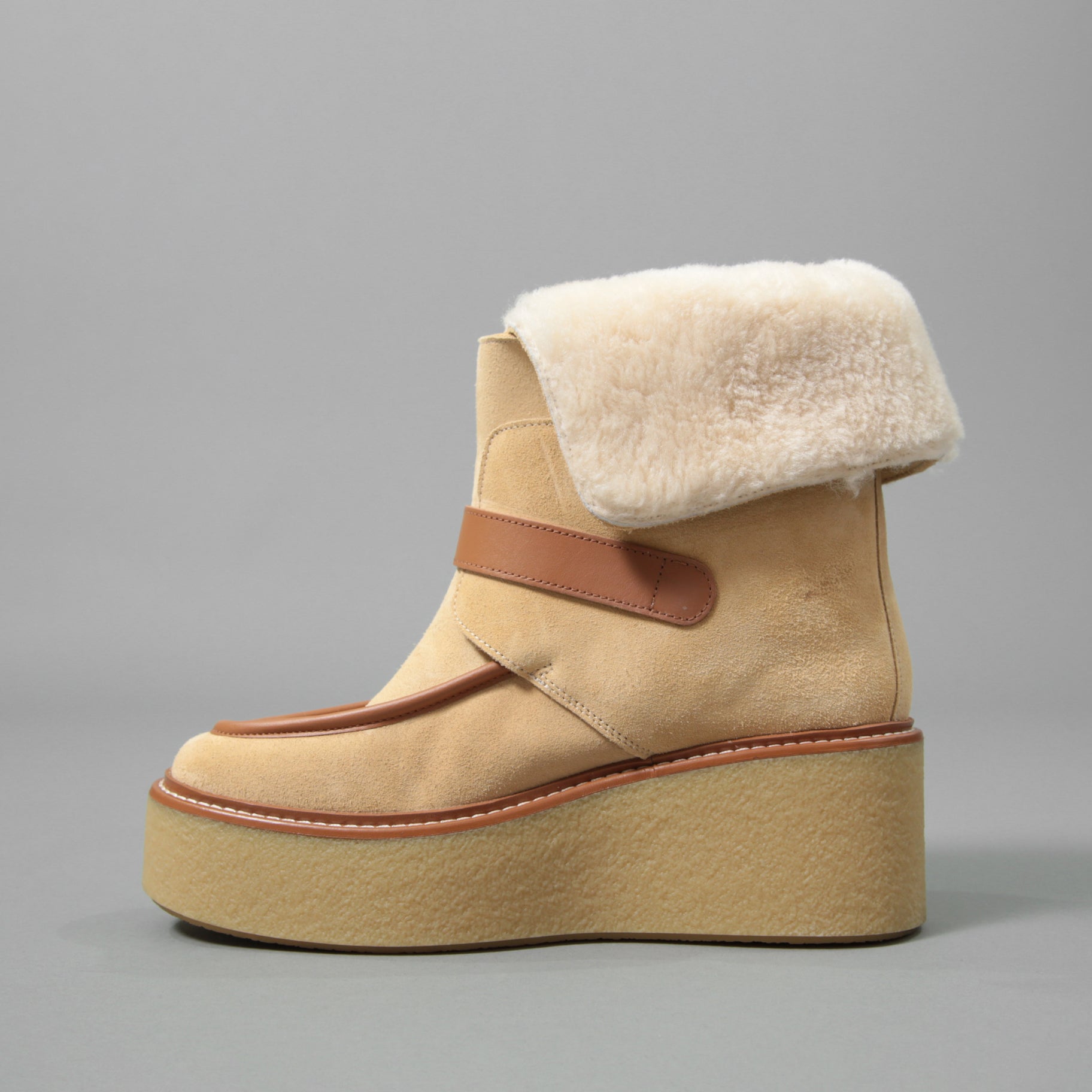 新品 HERMES エルメス / Stiefeletten Hemisphere エミスフェール アンクルブーツ /  ムートン ボア / size 37.5 (24cm) BEIGE