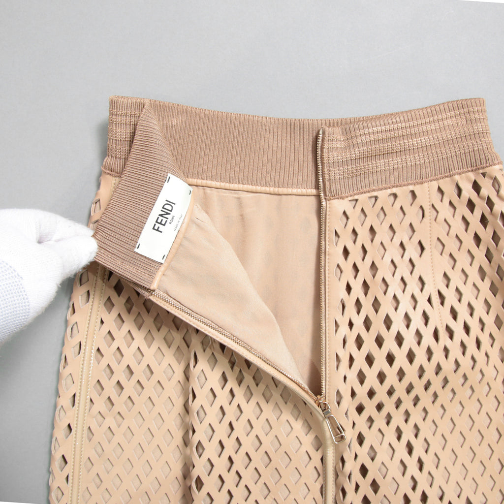 FENDI フェンディ / 19SS ラムレザー パンチング加工 ペンシル スカート / FPD887 A8GP / size 38 (BEIGE)