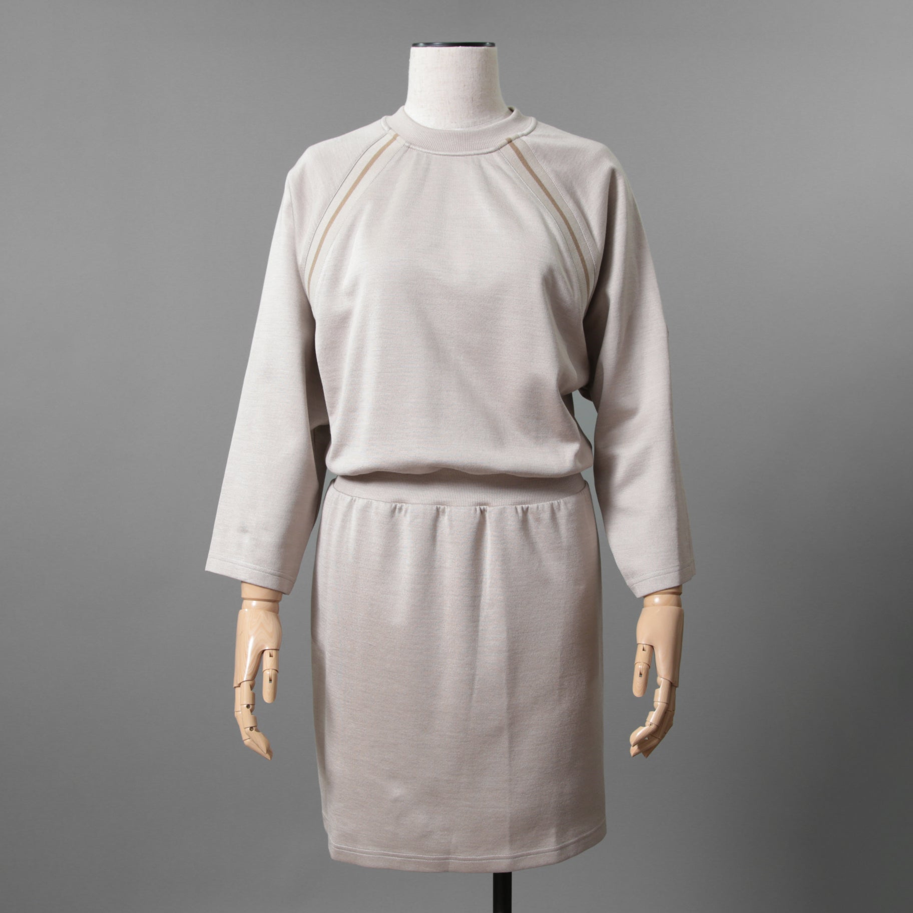 HERMES エルメス / 23SS 美品 着物スリーブ ワンピース / シルク混ジャージー  / ドレス / size 40 (BEIGE) レディース