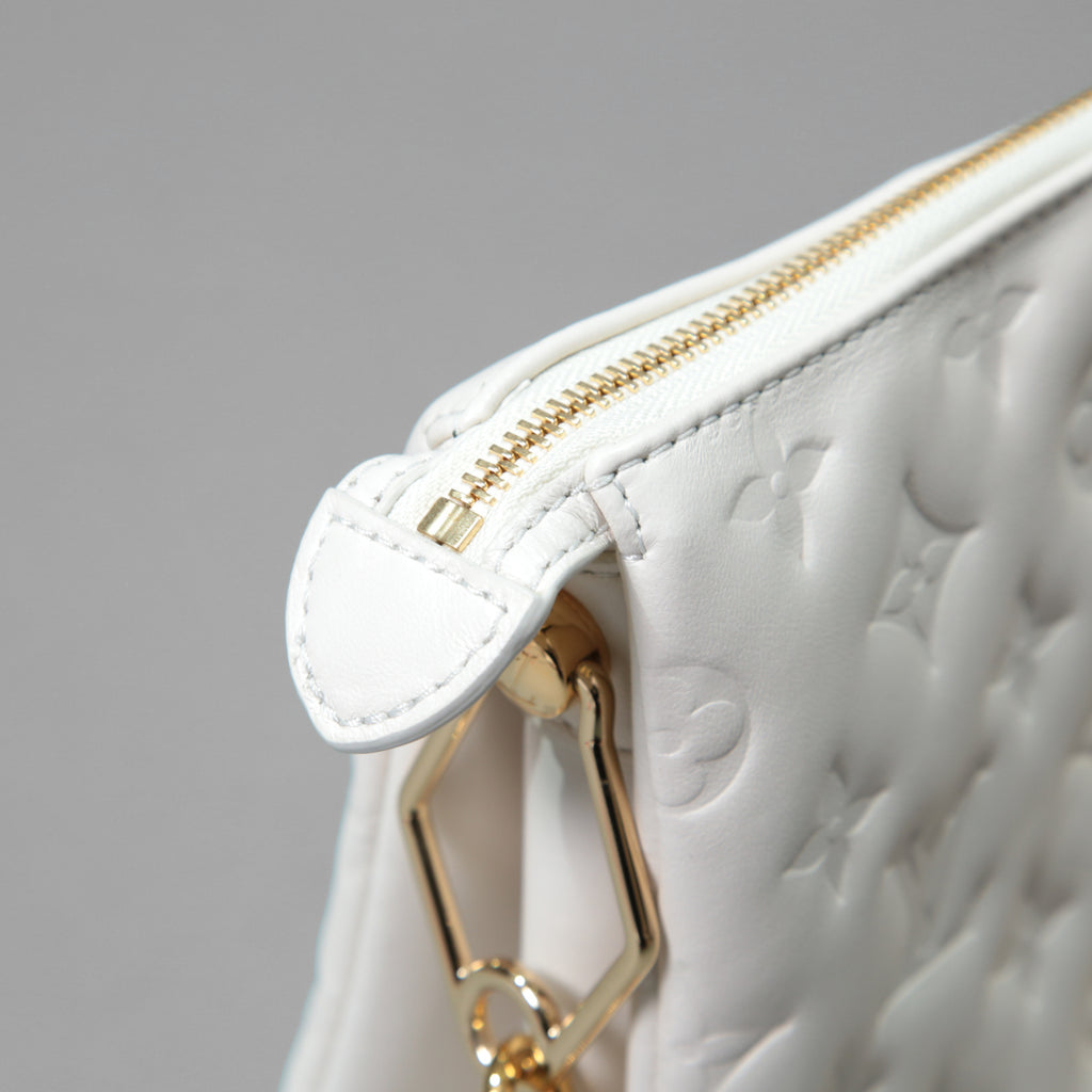 Louis Vuitton ルイヴィトン / 美品 クッサン PM / M21769 / WHITE 白 レザー ショルダーバッグ モノグラム