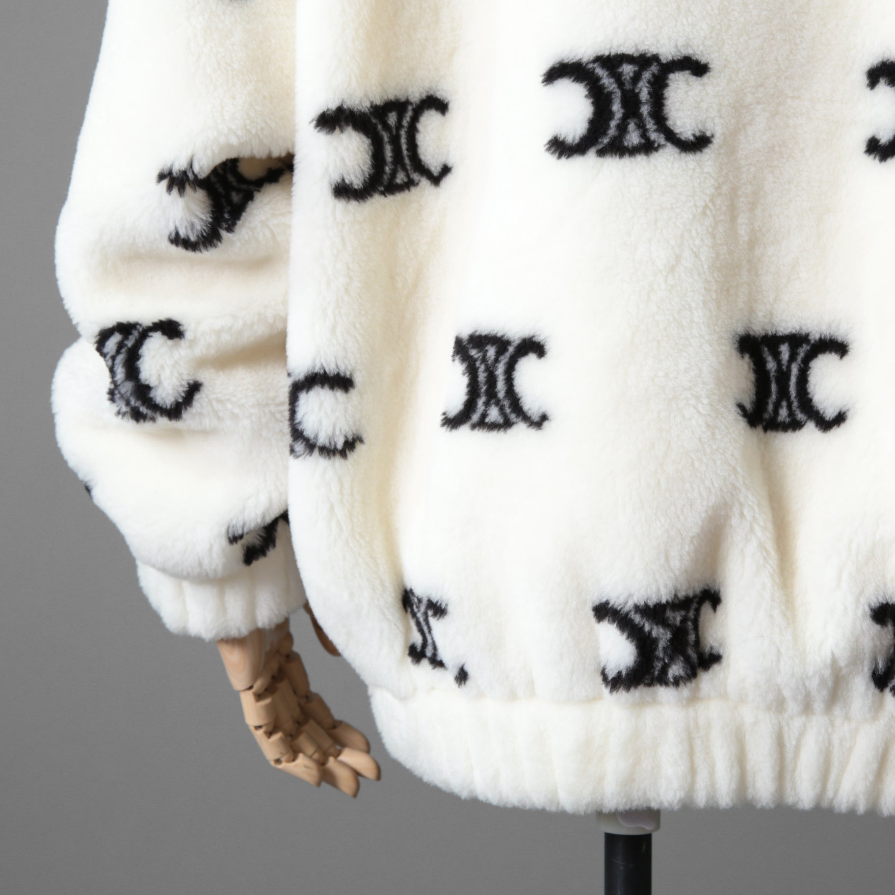 CELINE セリーヌ /  トリオンフ エコファー フリース ジップアップ ジャケット / 2Y983389U / size S (WHITE) ユニセックス