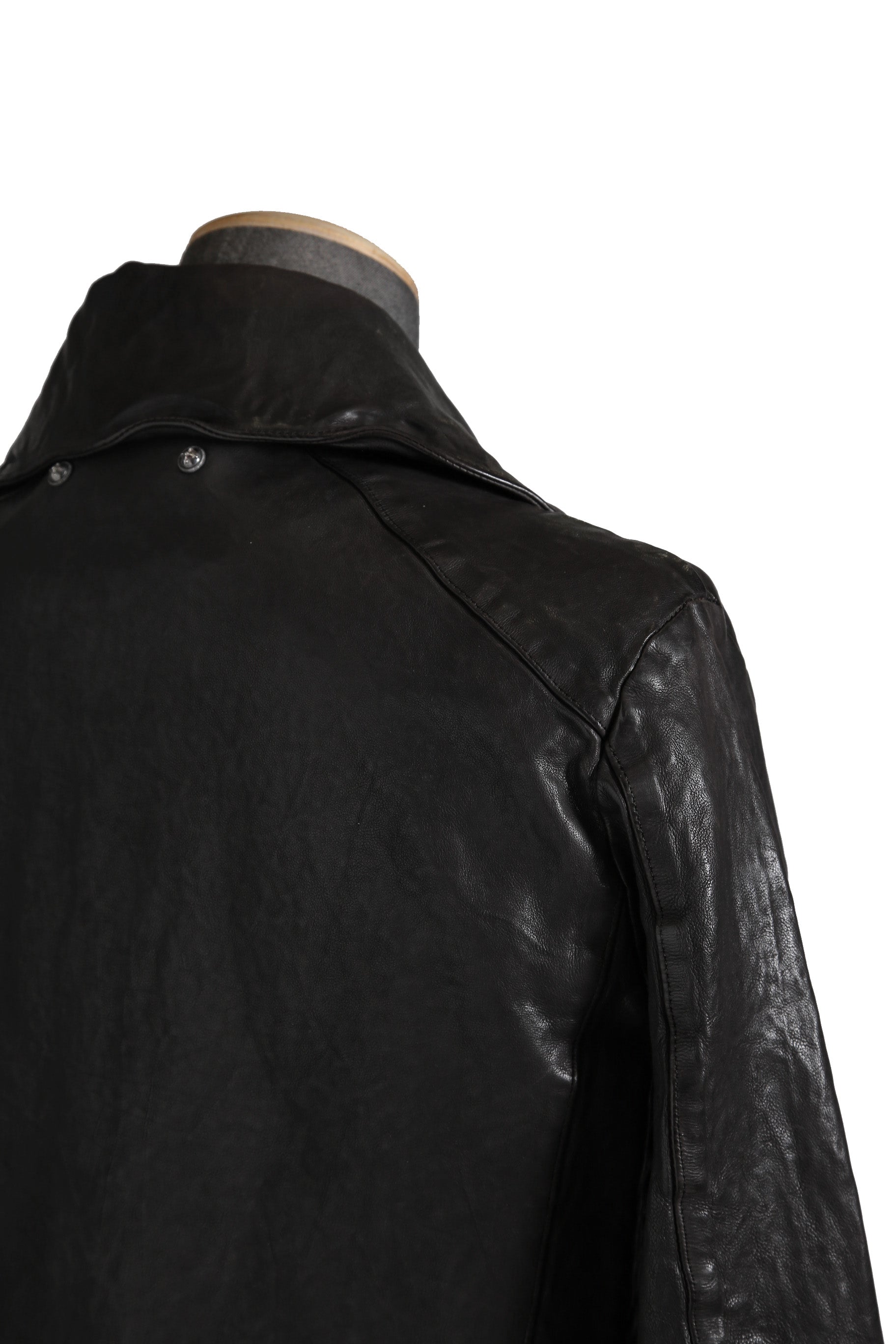 希少 新品 イサムカタヤマ バックラッシュ The LINE / イタリーカーフ 二段染め 襟付きブルゾン T-148 / size M (BLACK)