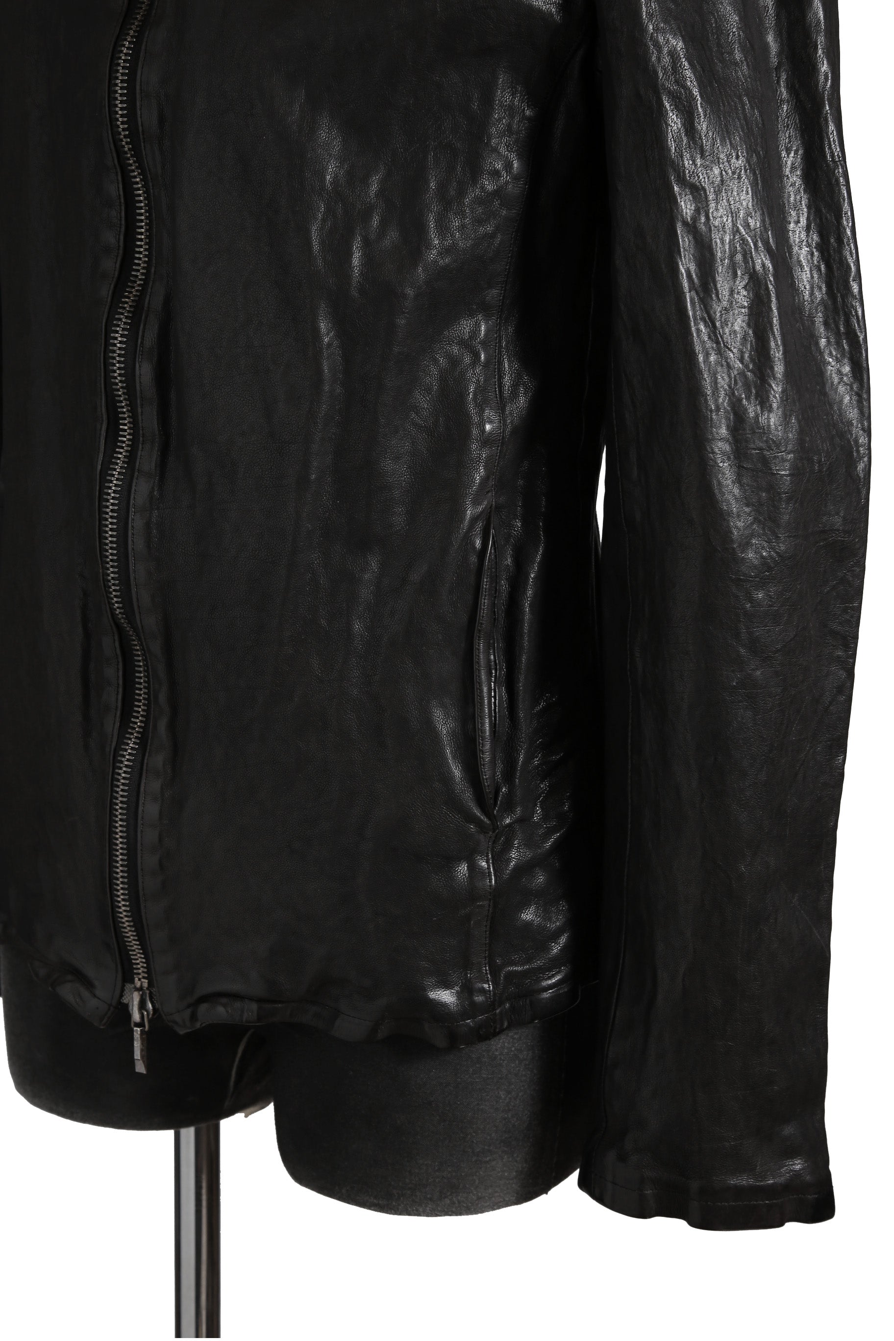 希少 新品 イサムカタヤマ バックラッシュ The LINE / イタリーカーフ 二段染め 襟付きブルゾン T-148 / size M (BLACK)