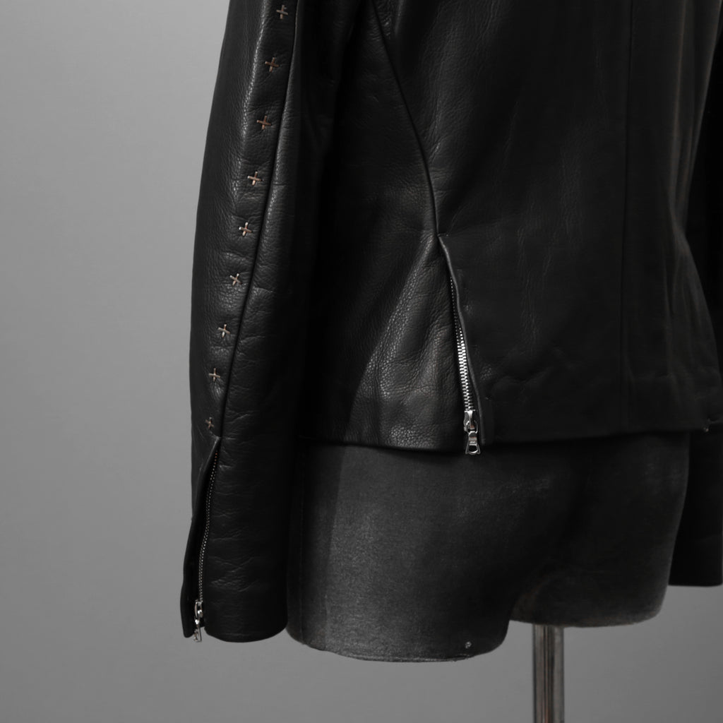 m.a+ エムエークロス / 23SS 美品 Silver Crosses Sleeve Diagonal Zip Biker Jacket / J1/S+/SY1.0 / GUIDI CALF / レザー ジャケット / size 48 (BLACK) maurizio amadei