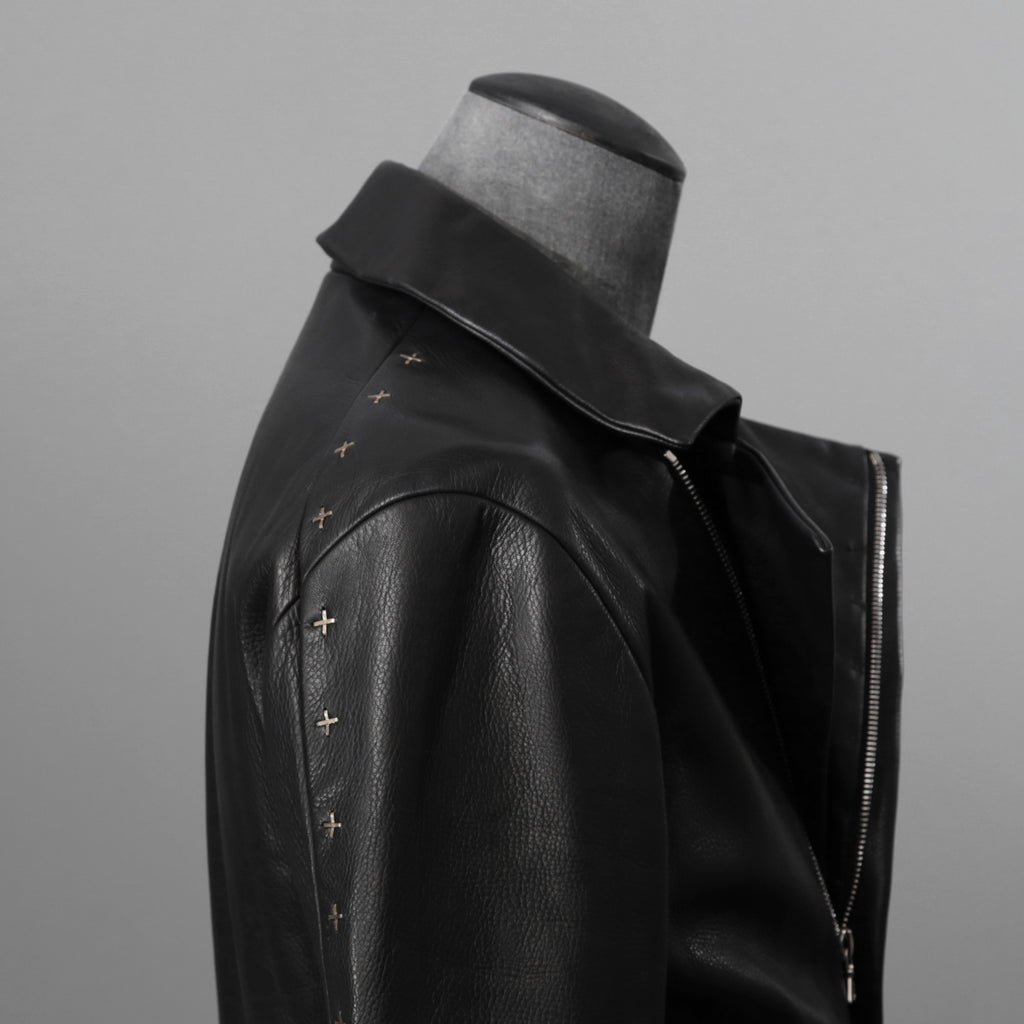 m.a+ エムエークロス / 23SS 美品 Silver Crosses Sleeve Diagonal Zip Biker Jacket / J1/S+/SY1.0 / GUIDI CALF / レザー ジャケット / size 48 (BLACK) maurizio amadei