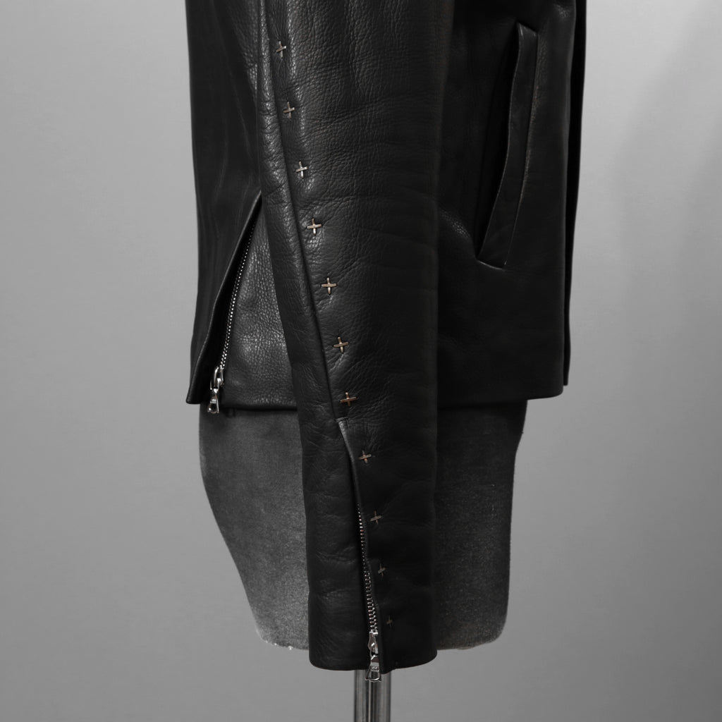 m.a+ エムエークロス / 23SS 美品 Silver Crosses Sleeve Diagonal Zip Biker Jacket / J1/S+/SY1.0 / GUIDI CALF / レザー ジャケット / size 48 (BLACK) maurizio amadei