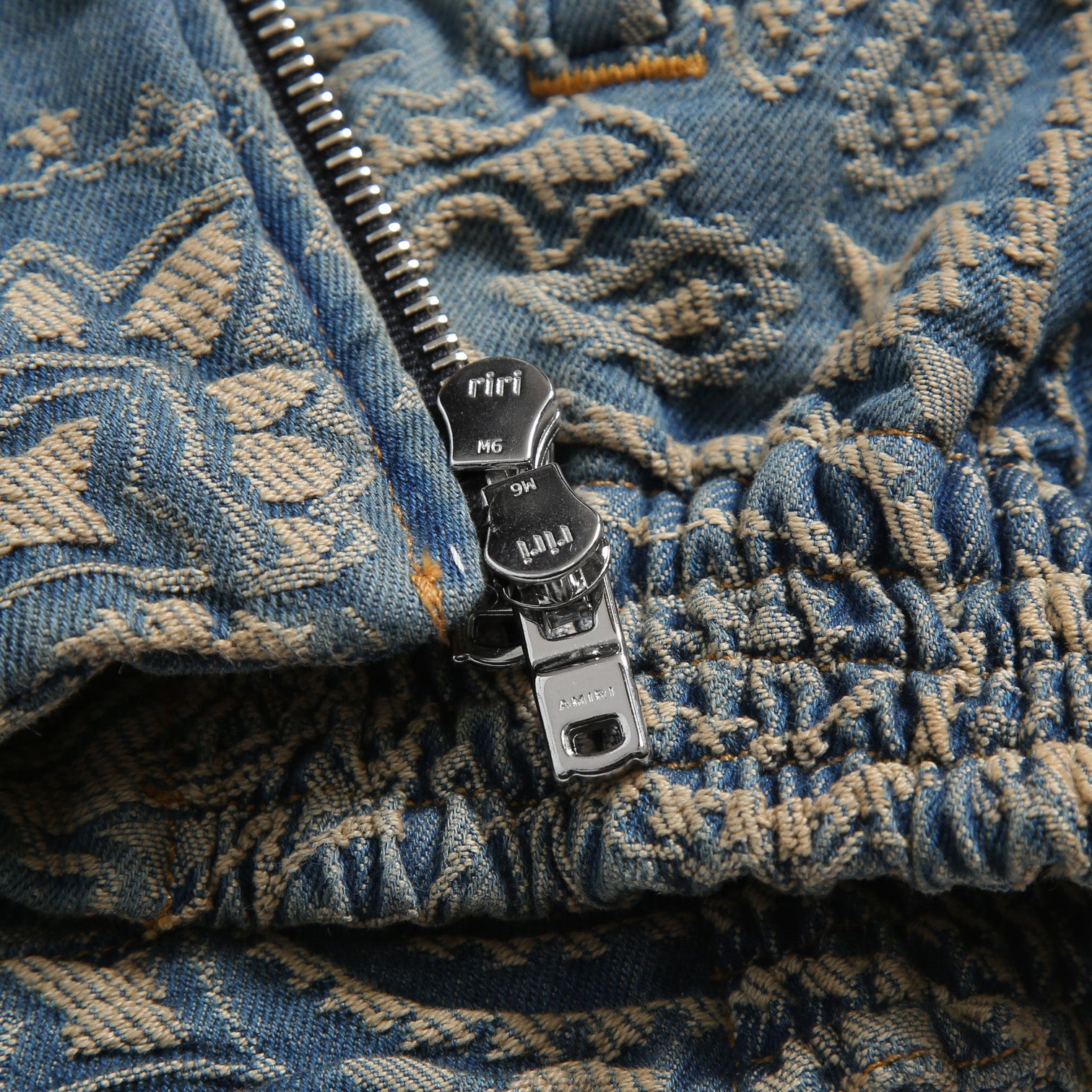 美品 AMIRI アミリ / Bandana Embroidery Denim Blouson / size M (INDIGO) バンダナ 総柄 刺繍 デニムジャケット