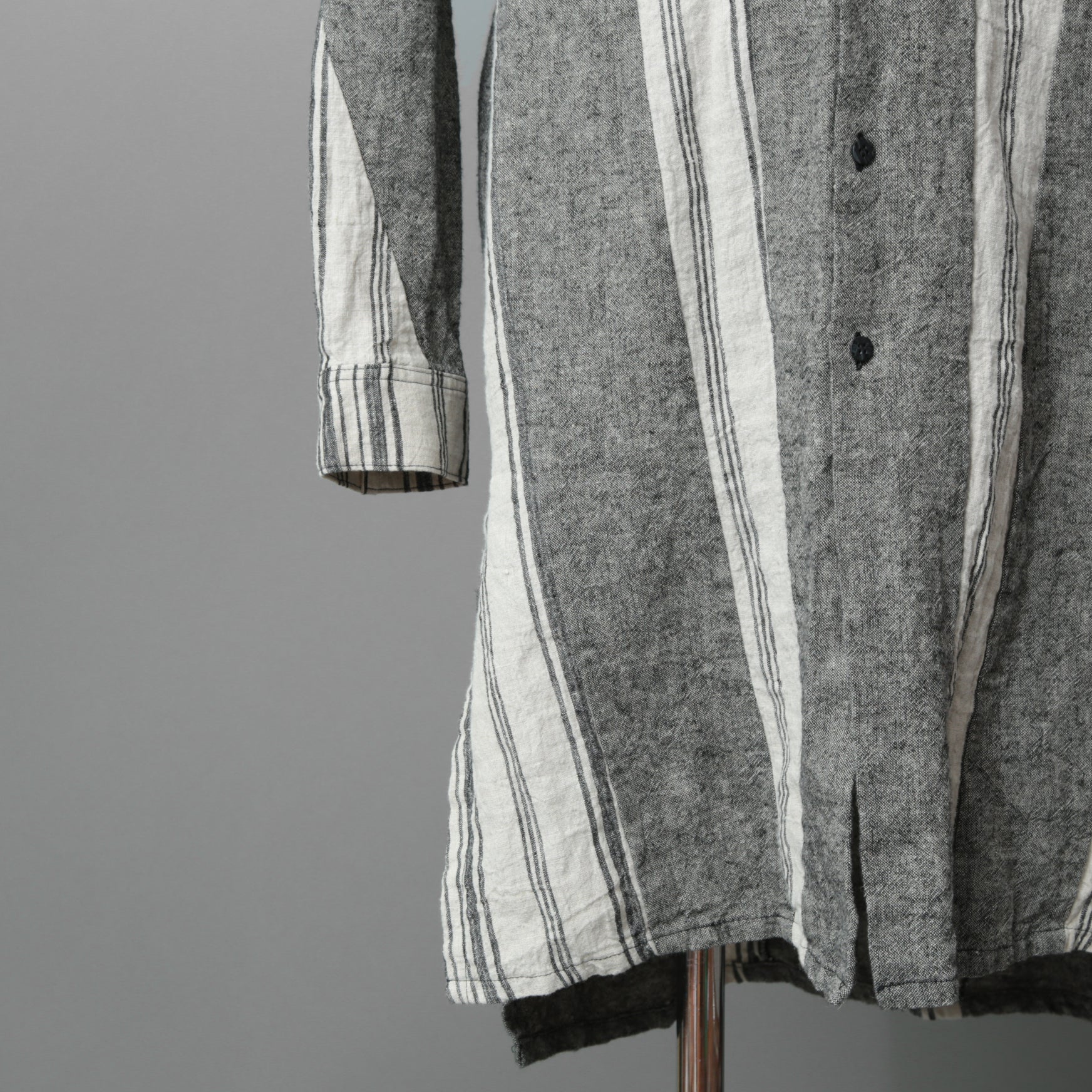 A.F ARTEFACT アーティファクト / COMPOSITE STRIPE LONG SHIRT / ORGANIC LINEN / リネン ストライプ 長袖シャツ / size 2 (GRAY)