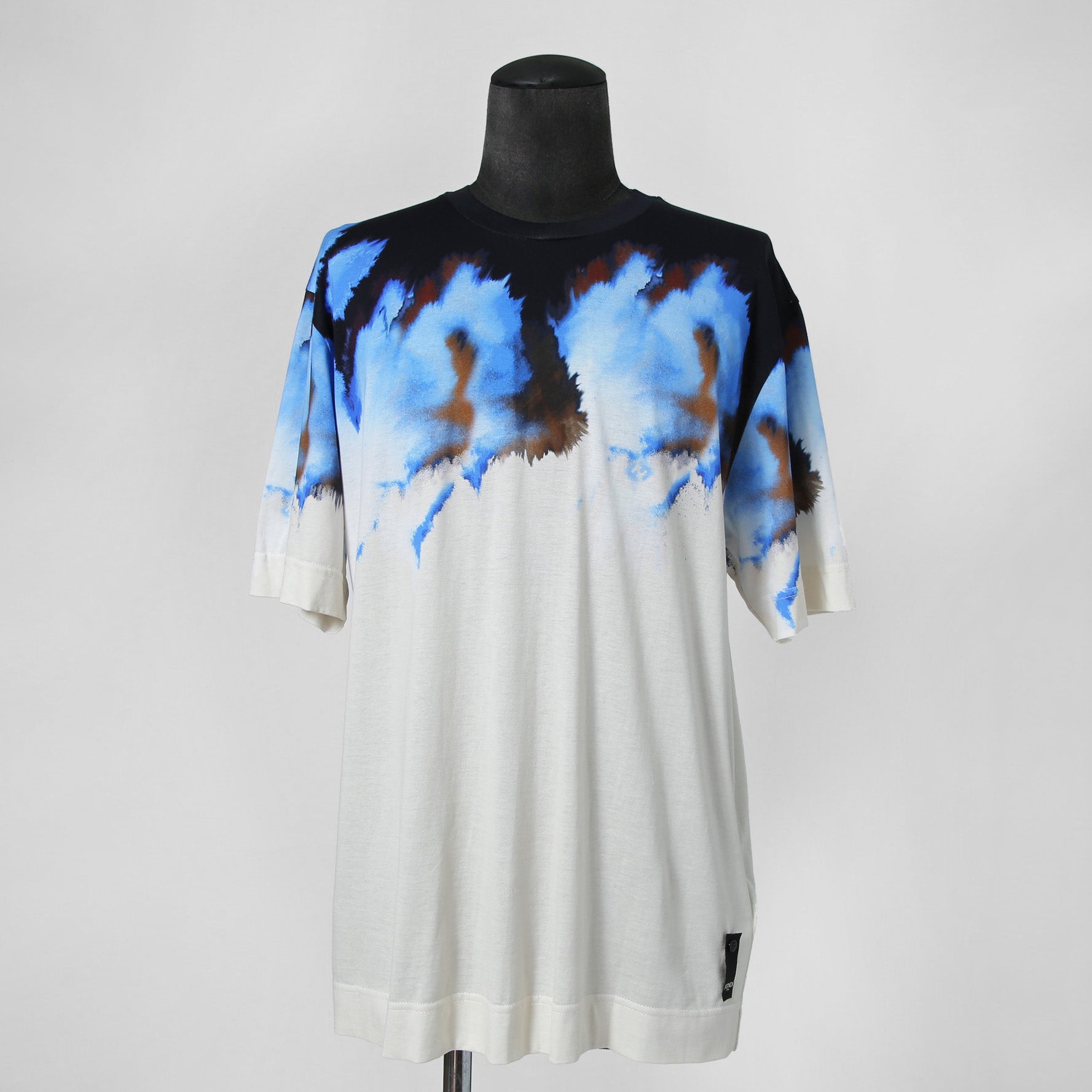 美品 FENDI フェンディ/ 2023年春夏 マルチカラー グラデーション 半袖 Tシャツ / カットソー / FY0936-AN1Z / size M (WHITE x BLUE)