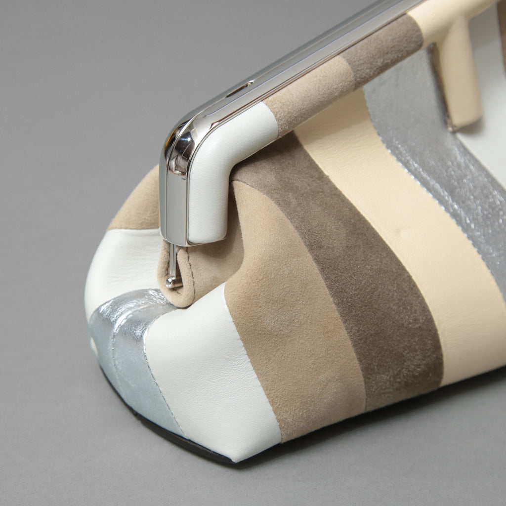 FENDI フェンディ / 22SS 美品 First Smallファースト スモール レザー ショルダーバッグ / スエード ベージュ / 8BP129 AJSB