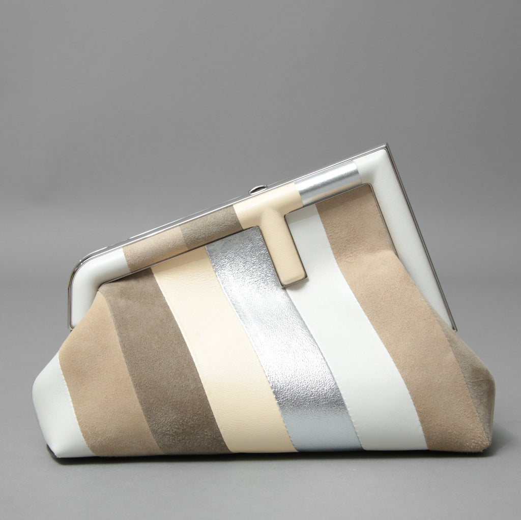 FENDI フェンディ / 22SS 美品 First Smallファースト スモール レザー ショルダーバッグ / スエード ベージュ / 8BP129 AJSB