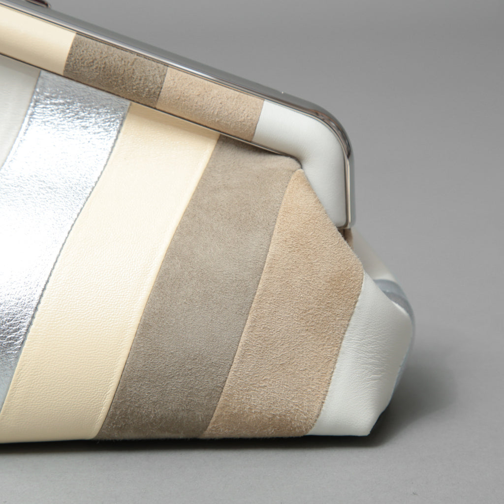 FENDI フェンディ / 22SS 美品 First Smallファースト スモール レザー ショルダーバッグ / スエード ベージュ / 8BP129 AJSB