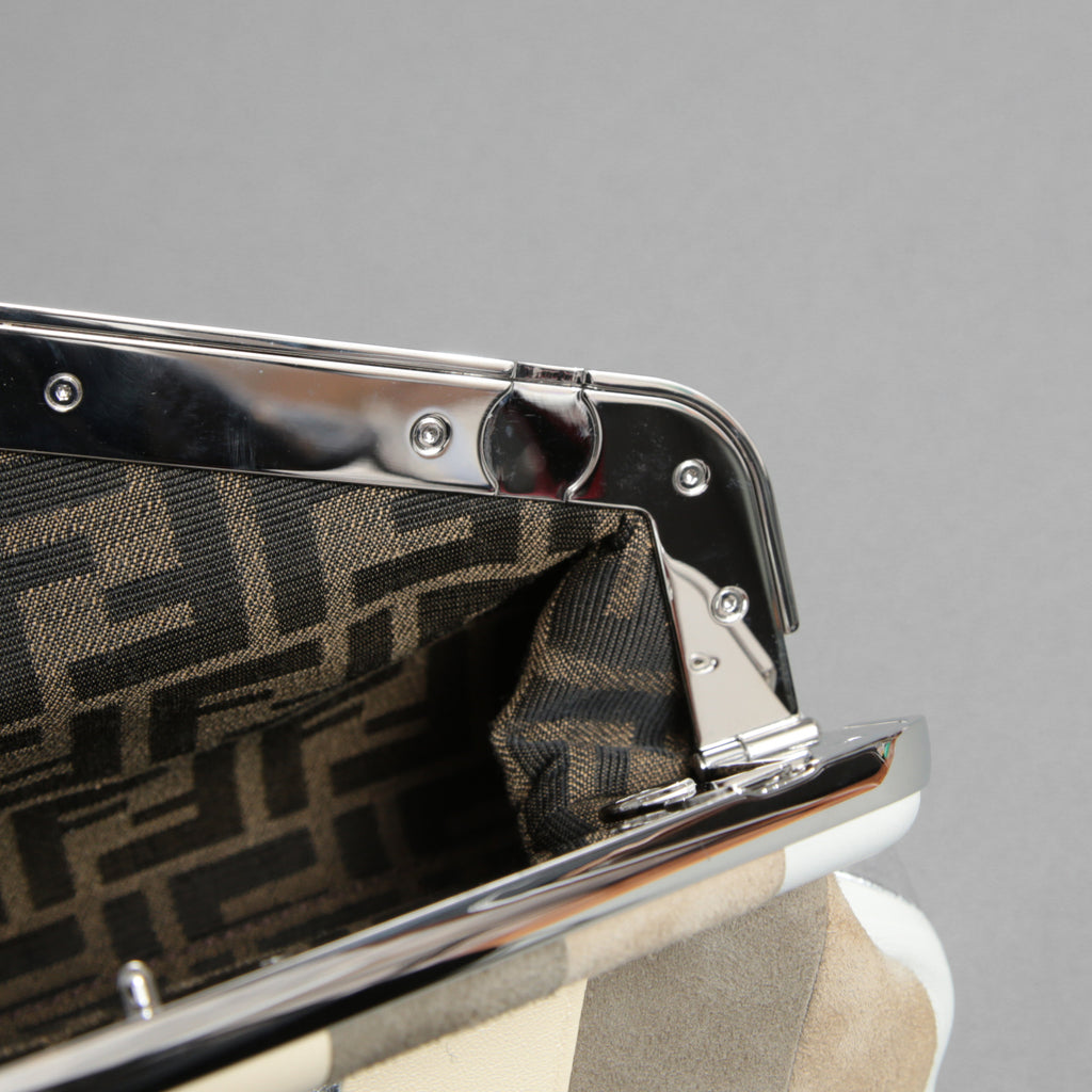 FENDI フェンディ / 22SS 美品 First Smallファースト スモール レザー ショルダーバッグ / スエード ベージュ / 8BP129 AJSB