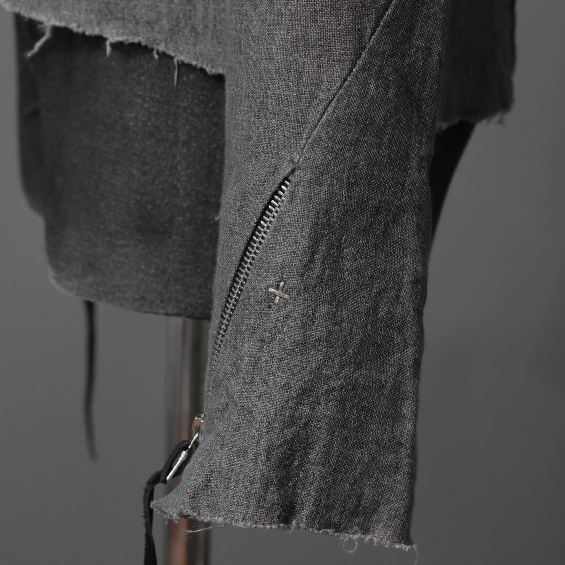 m.a+ エムエークロス /  17SS / ヘビーリネン バイカージャケット / J213DZ - LP / size 48  (COAL)