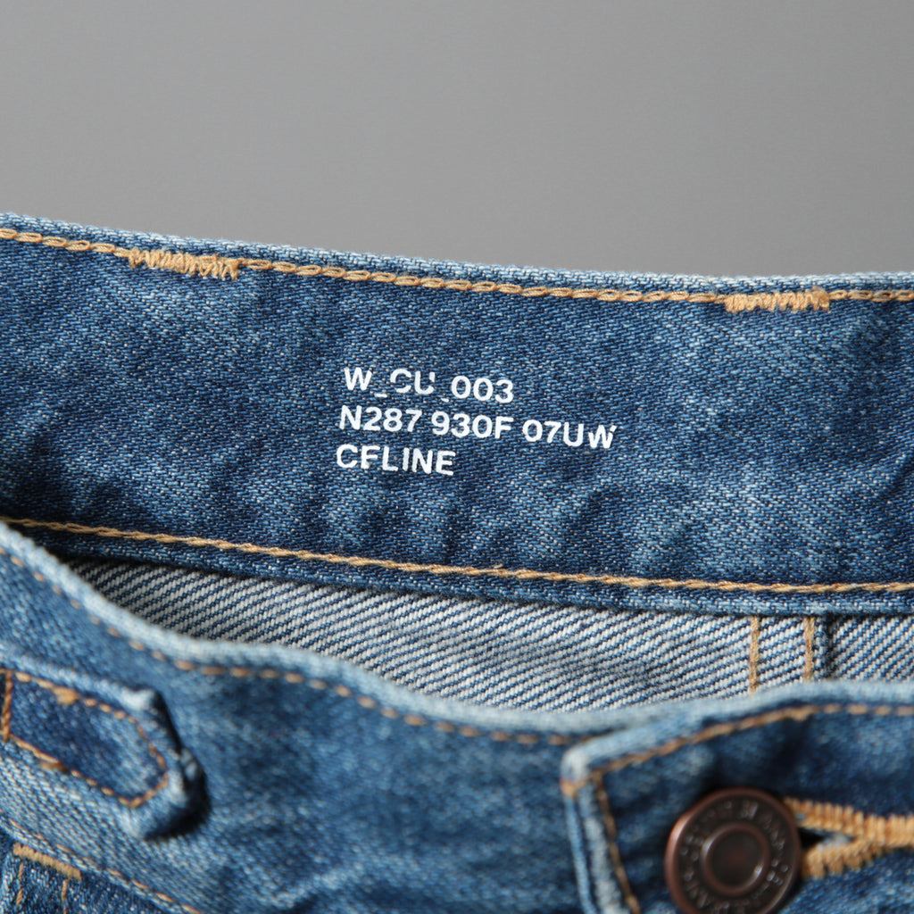 CELINE セリーヌ / 23年モデル 美品 / トリオンフ チェーン装飾 ユニオンウォッシュ デニム キュロット / ハーフ パンツ / 2N426-930F-07UW / size 27 (INDIGO)