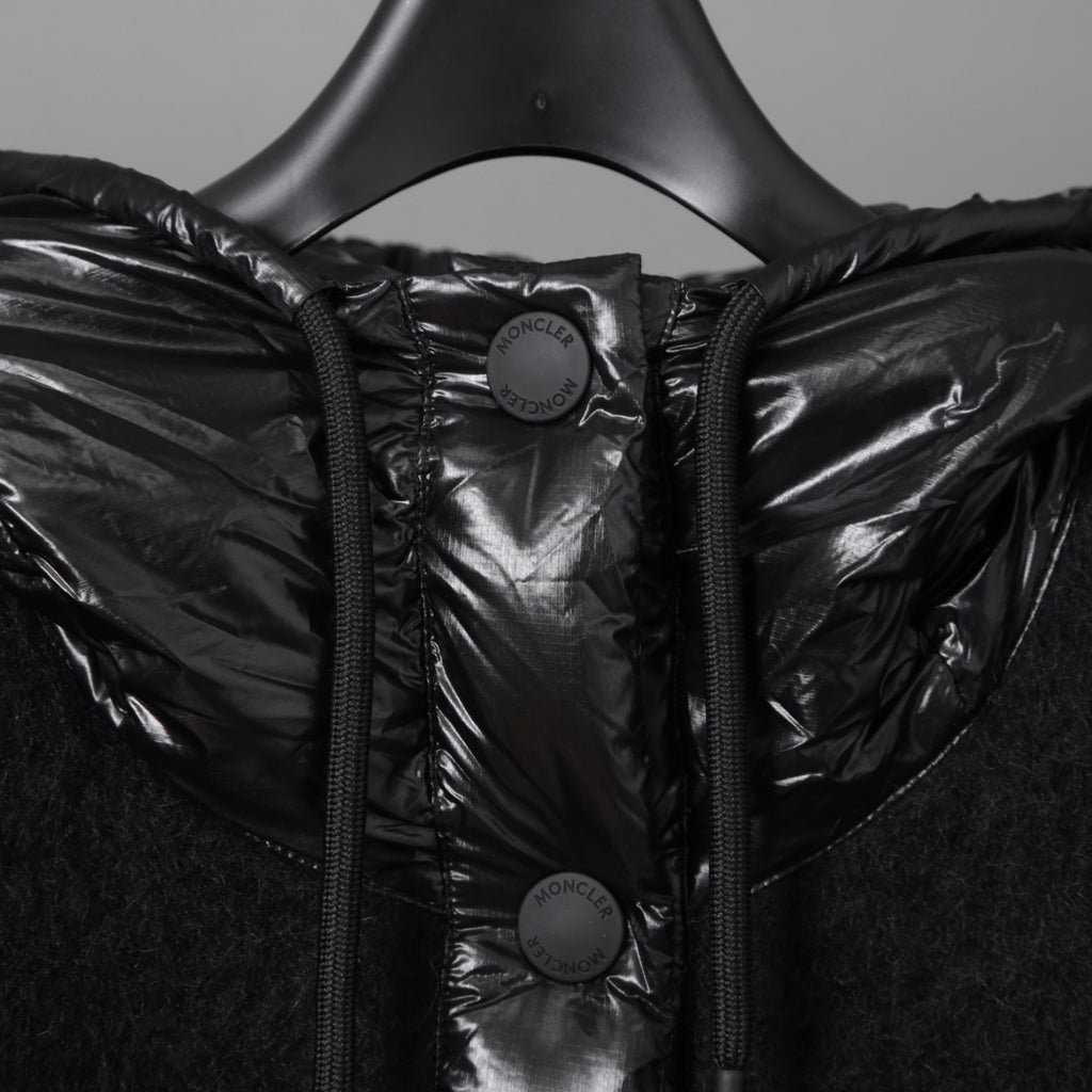 MONCLER モンクレール /  2022-2023AW / GRENOBLE MANTELLA グルノーブル マンテラ / ウール モヘア アルパカ ニット ポンチョ / ダウン入り   / size FREE (BLACK)