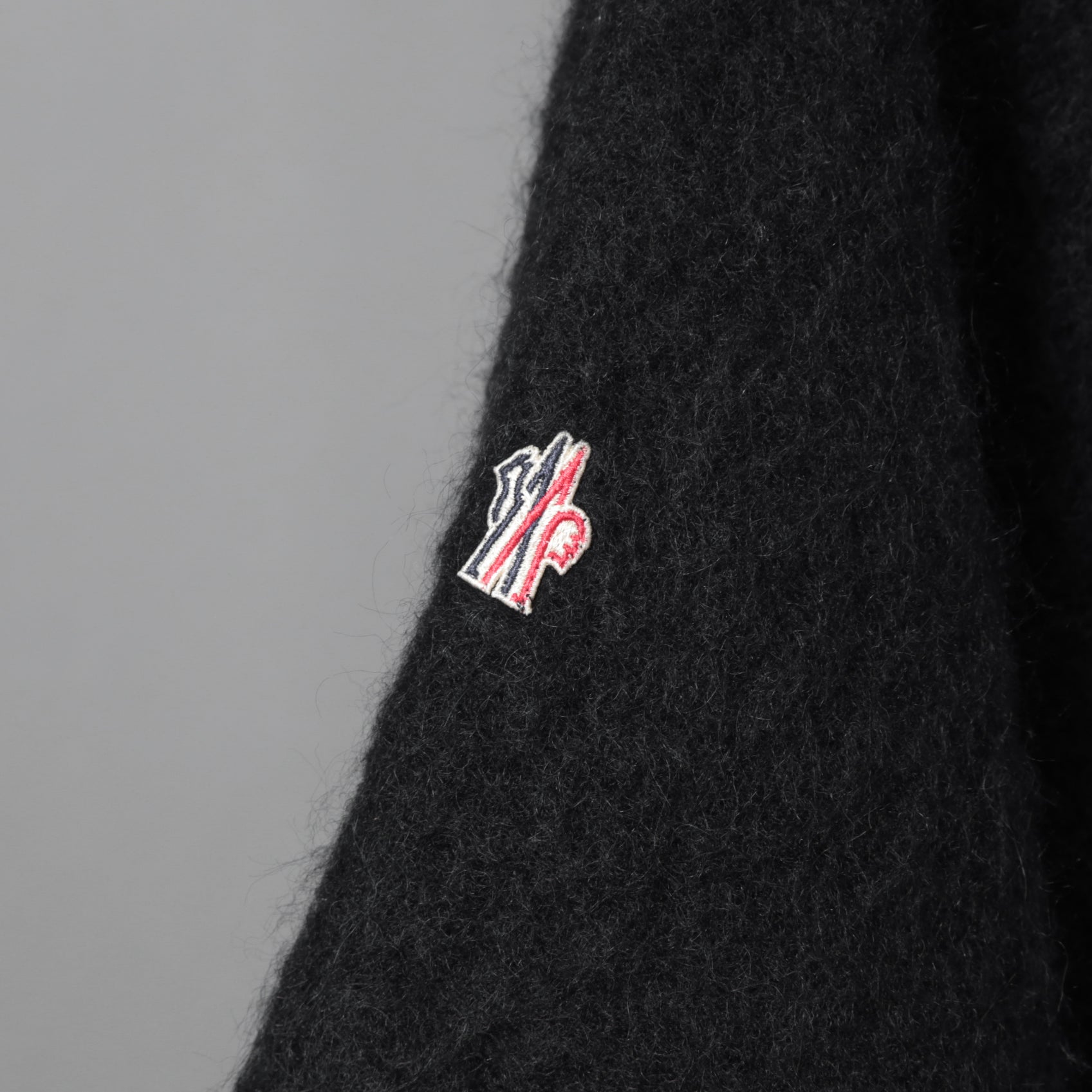 MONCLER モンクレール /  2022-2023AW / GRENOBLE MANTELLA グルノーブル マンテラ / ウール モヘア アルパカ ニット ポンチョ / ダウン入り   / size FREE (BLACK)