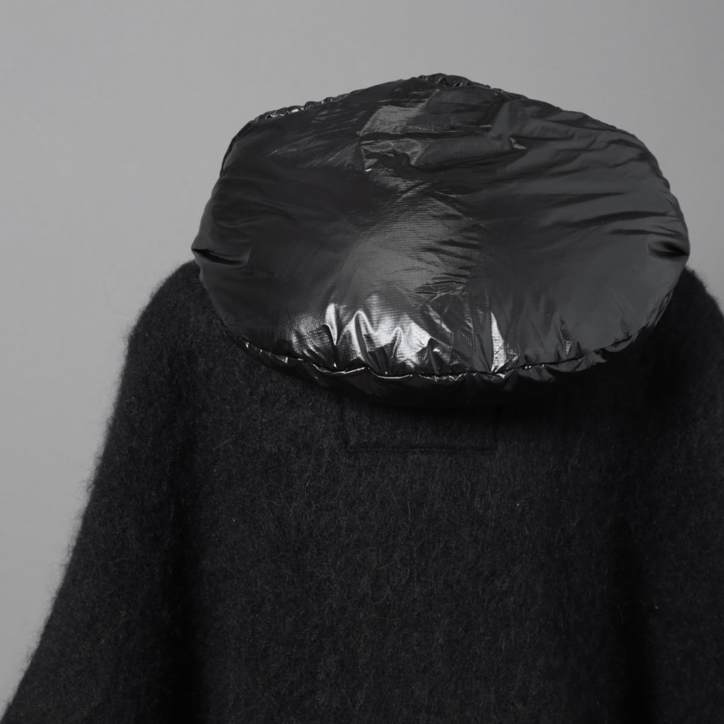 MONCLER モンクレール /  2022-2023AW / GRENOBLE MANTELLA グルノーブル マンテラ / ウール モヘア アルパカ ニット ポンチョ / ダウン入り   / size FREE (BLACK)