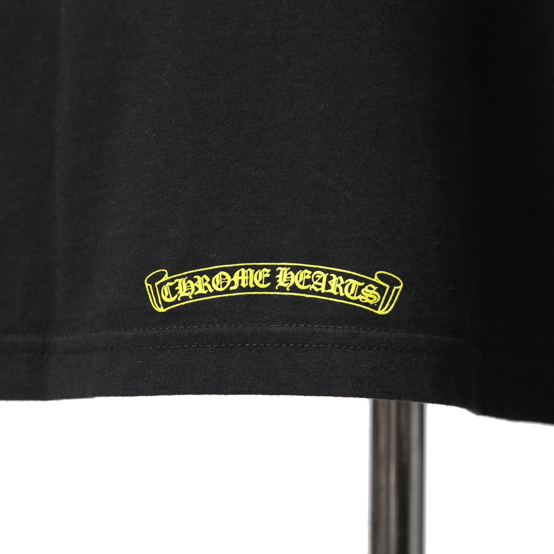 CHROME HEARTS クロムハーツ 20SS 美品 Made In Hollywood バック英字プリント スクロールラベル 半袖Tシャツ size L BLACK YELLOW 国内正規品