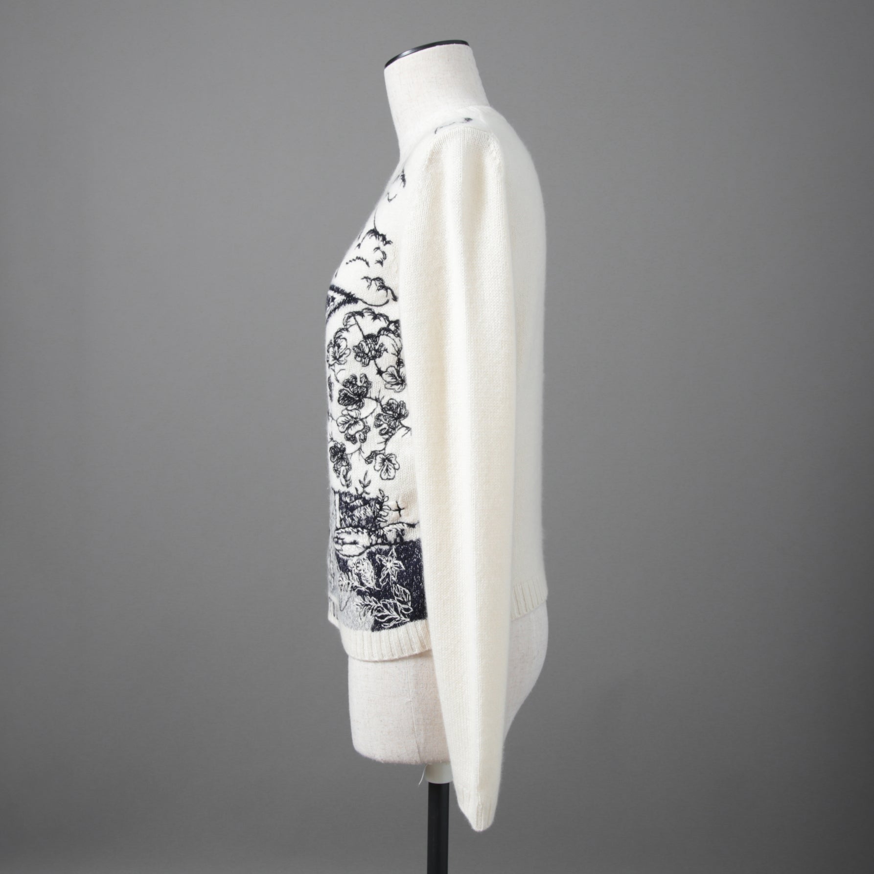 Dior クリスチャン ディオール / 美品 DIOR L'ÉTOILEディオール レトワール エンブロイダリー（刺繍）カシミヤシルク ニットセーター / 014S52WJ029 / size 38 / アイボリー