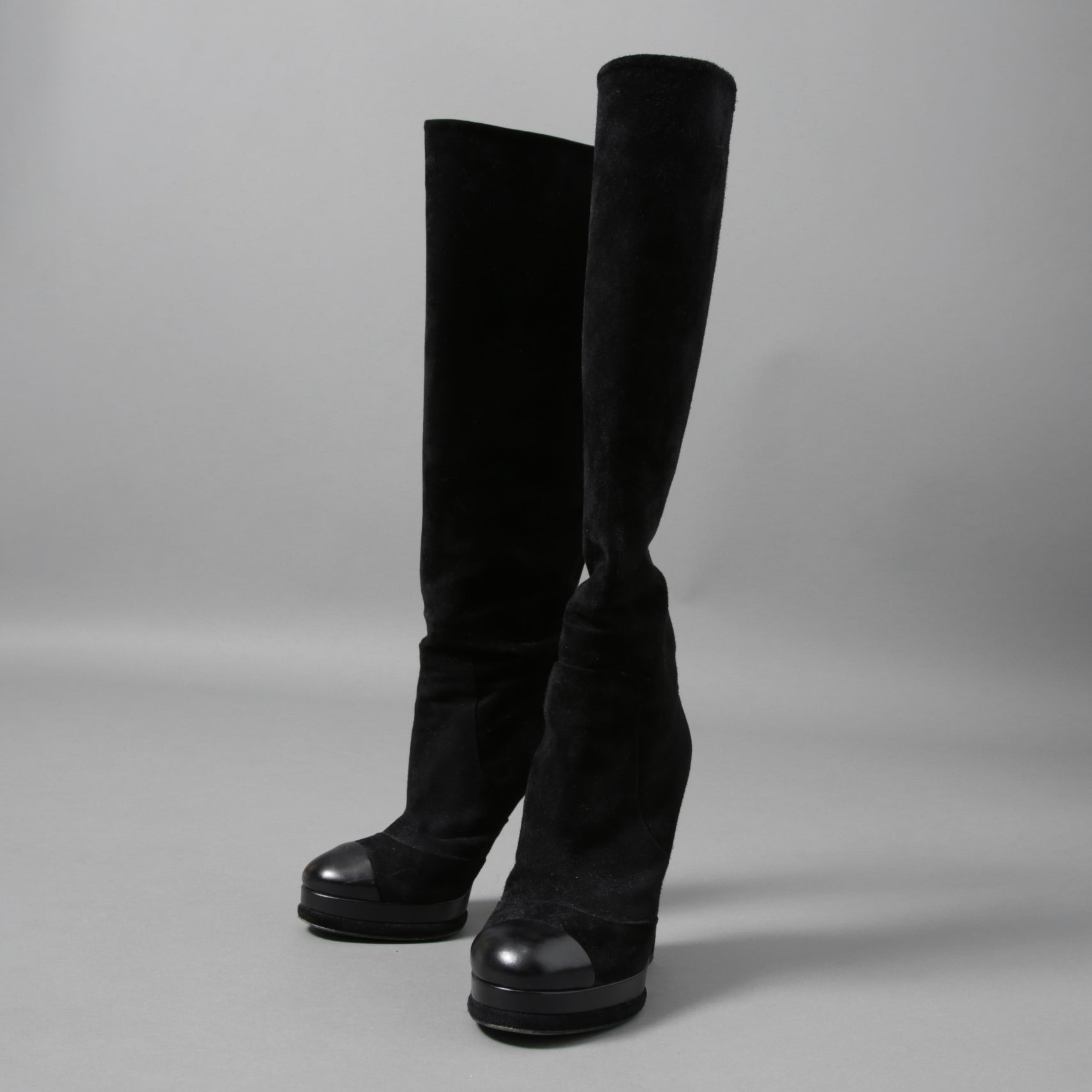 CHANEL シャネル / 美品 CCココマークヒール  ロングブーツ ブラックスエード レザートゥ / シューズ / size 23.5cm (BLACK)