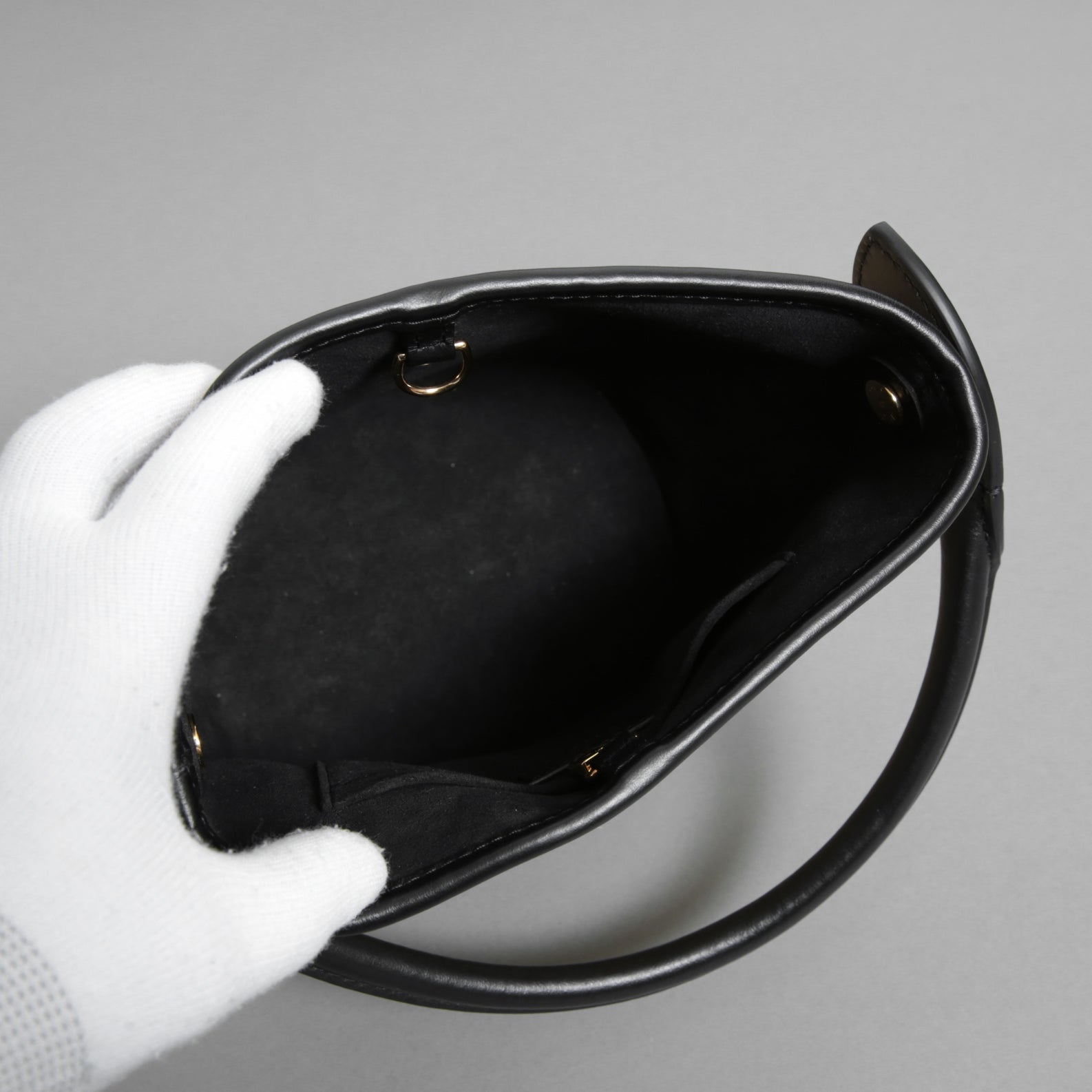 LOUIS VUITTON ルイ・ヴィトン / 2022年製 美品 Petit Bucket プティ・バケット / ラフィア素材（ニットラフィア） / M59961 / バケツ型 2WAYバッグ