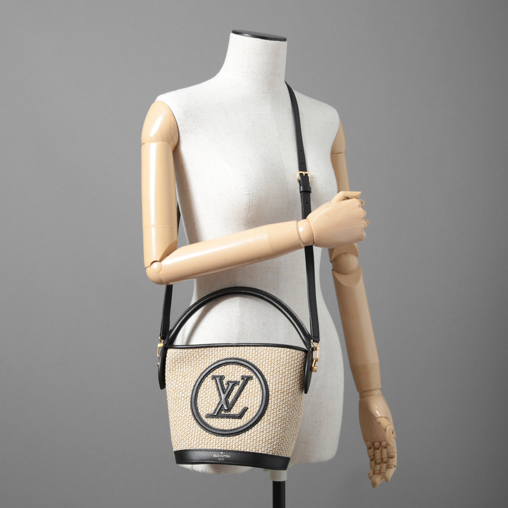 LOUIS VUITTON ルイ・ヴィトン / 2022年製 美品 Petit Bucket プティ・バケット / ラフィア素材（ニットラフィア） / M59961 / バケツ型 2WAYバッグ